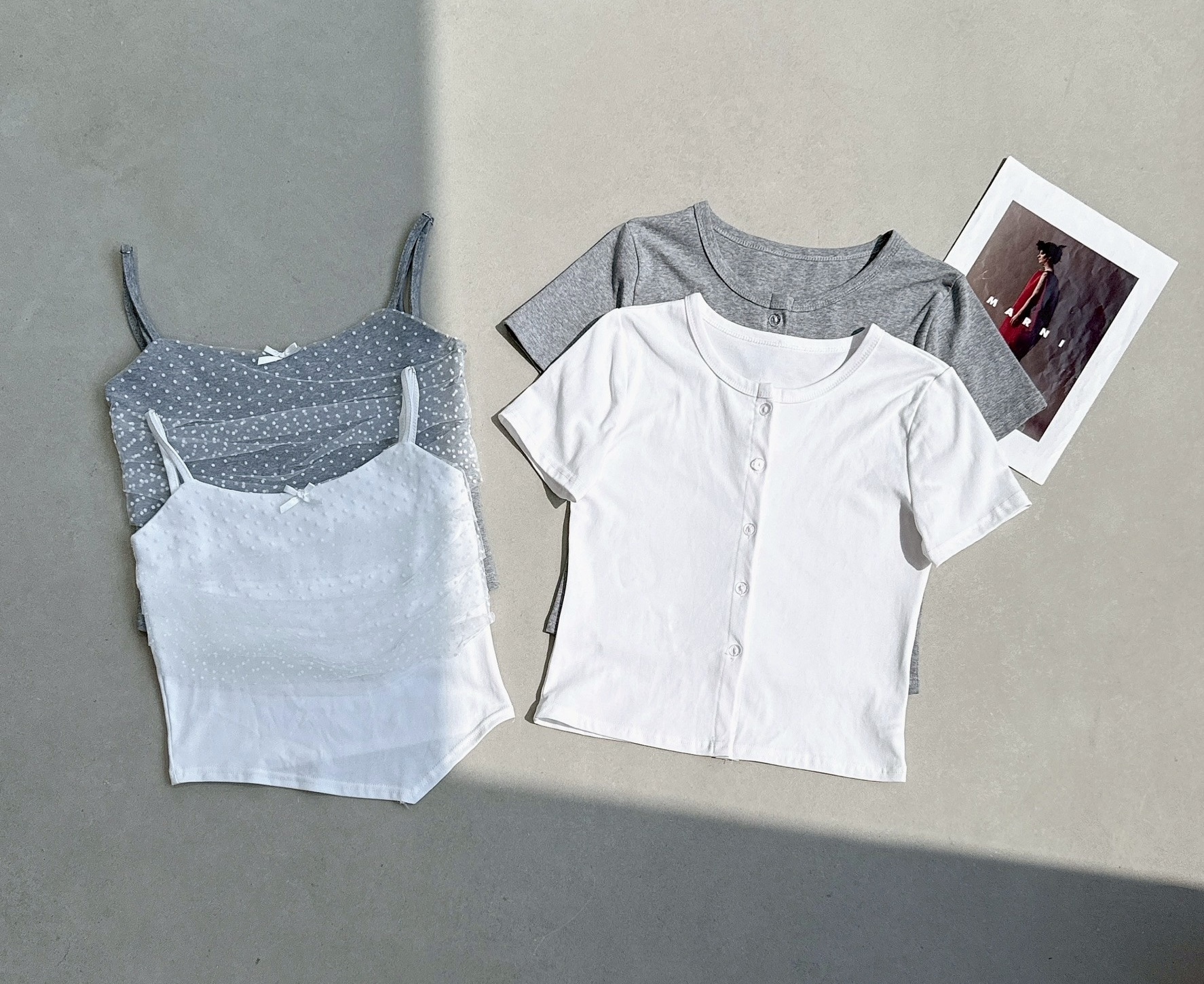 點點透紗背心+短袖外套