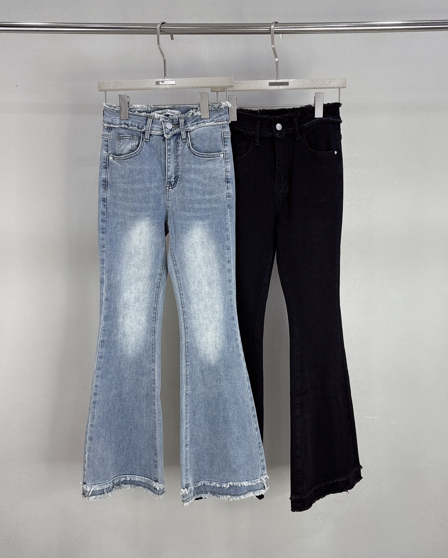 鬚鬚牛仔喇叭褲 8049淺藍 8051黑