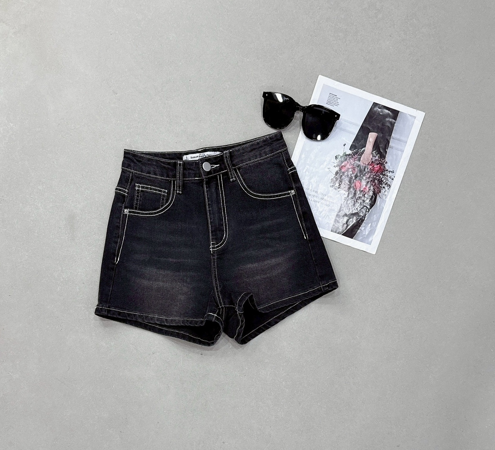 車線刷白牛仔灰黑短褲 109