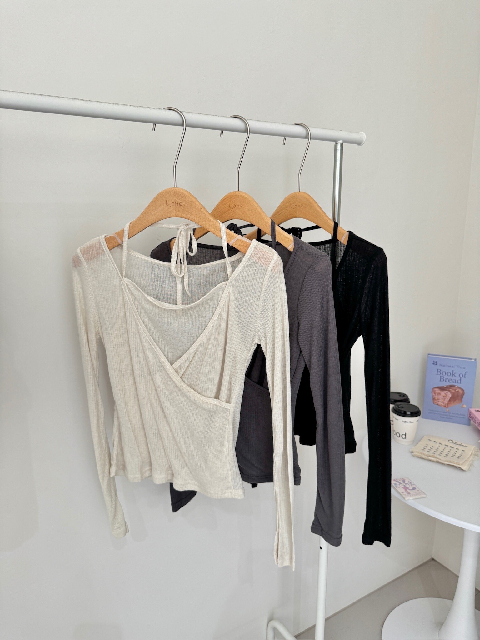 涼感微透交叉上衣