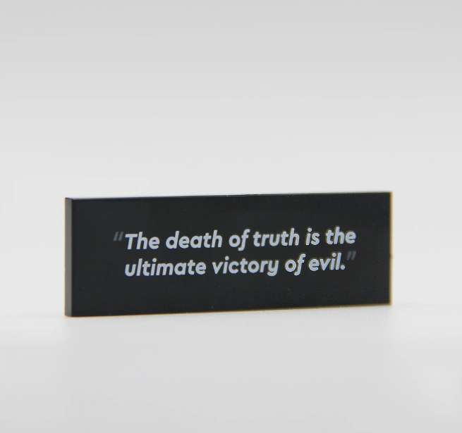 【Rais Customs】富裕運動家語錄標語牌