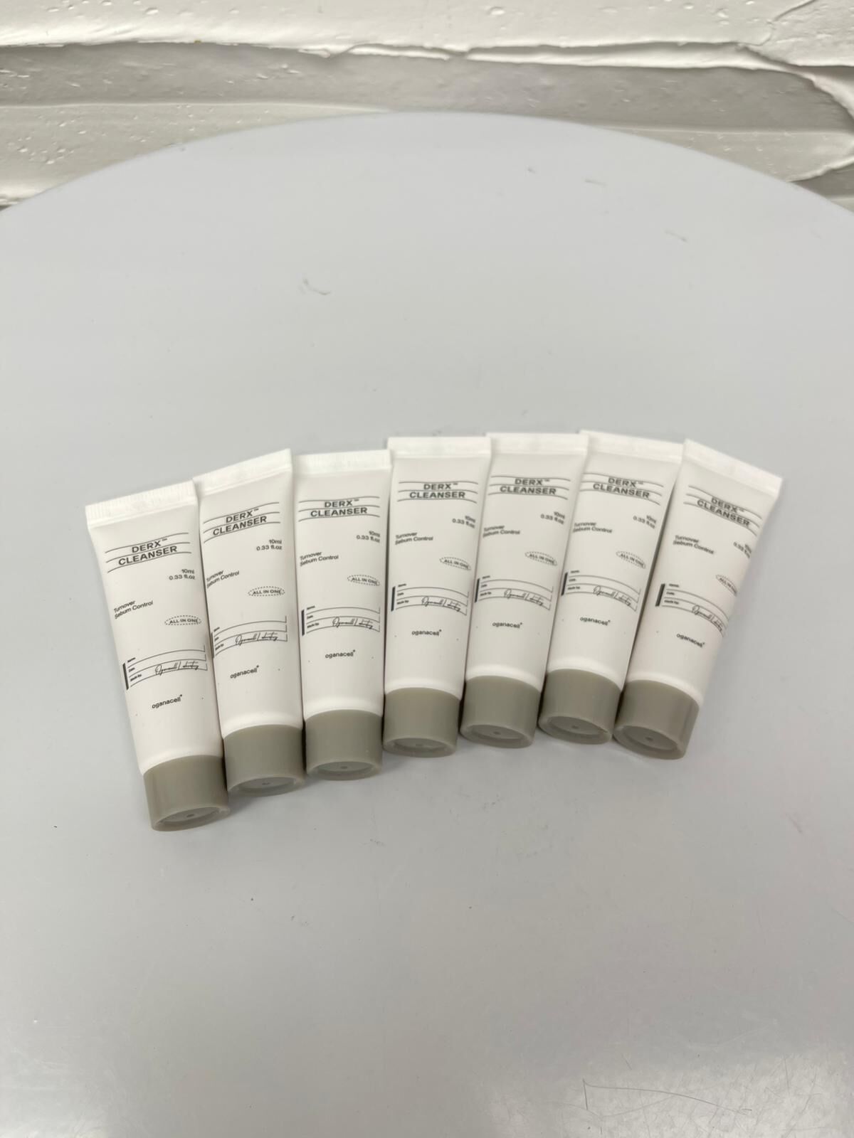 YB059 DERX CLEANSER 10mL 啡色小樣 EXP: 03.2028