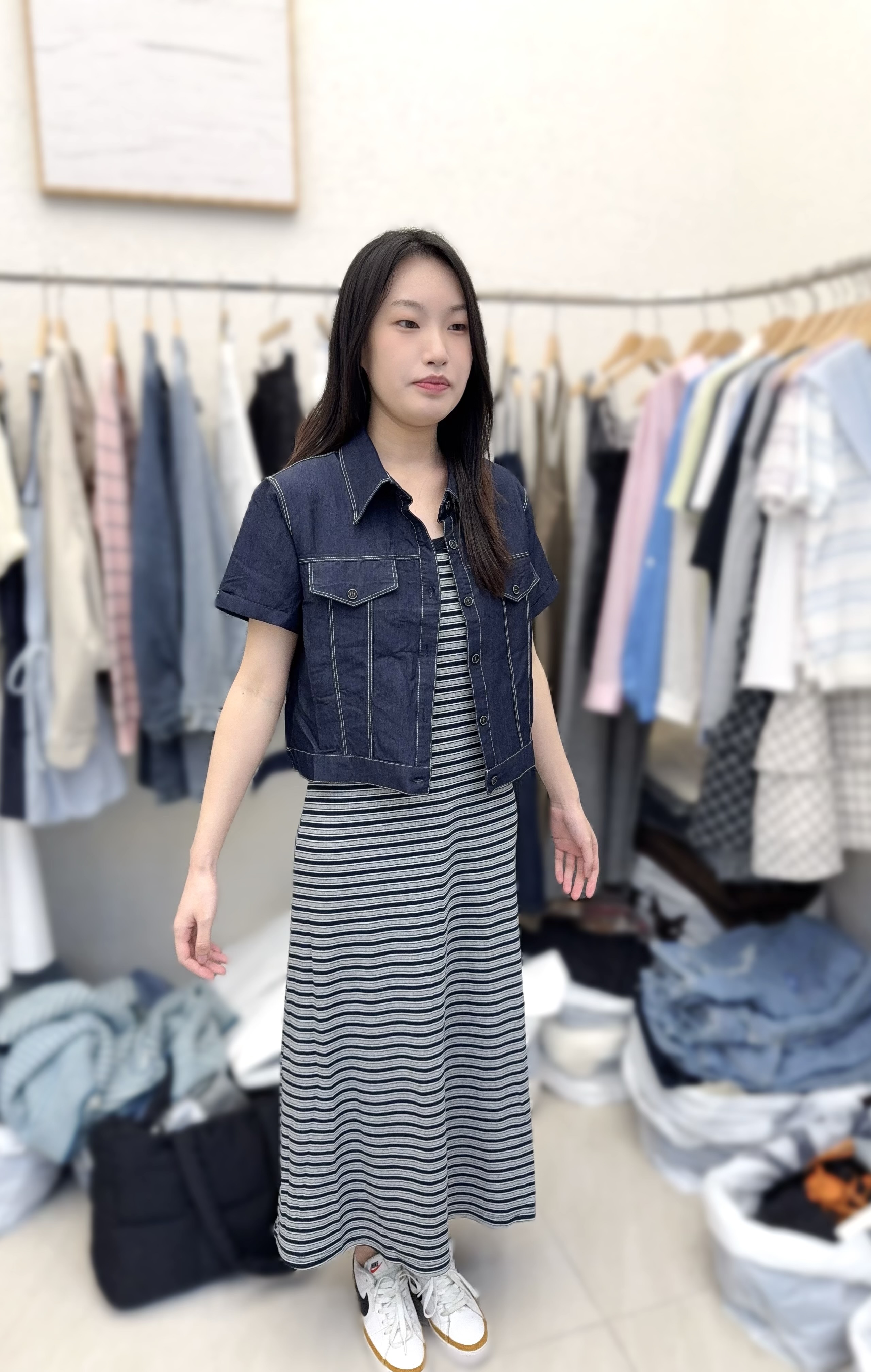 KT07    ( 1SET )外:胸 41 長20.5 /     裙: 胸 32 37   腰   34-40 HIP46   長48       $549 (一口價)