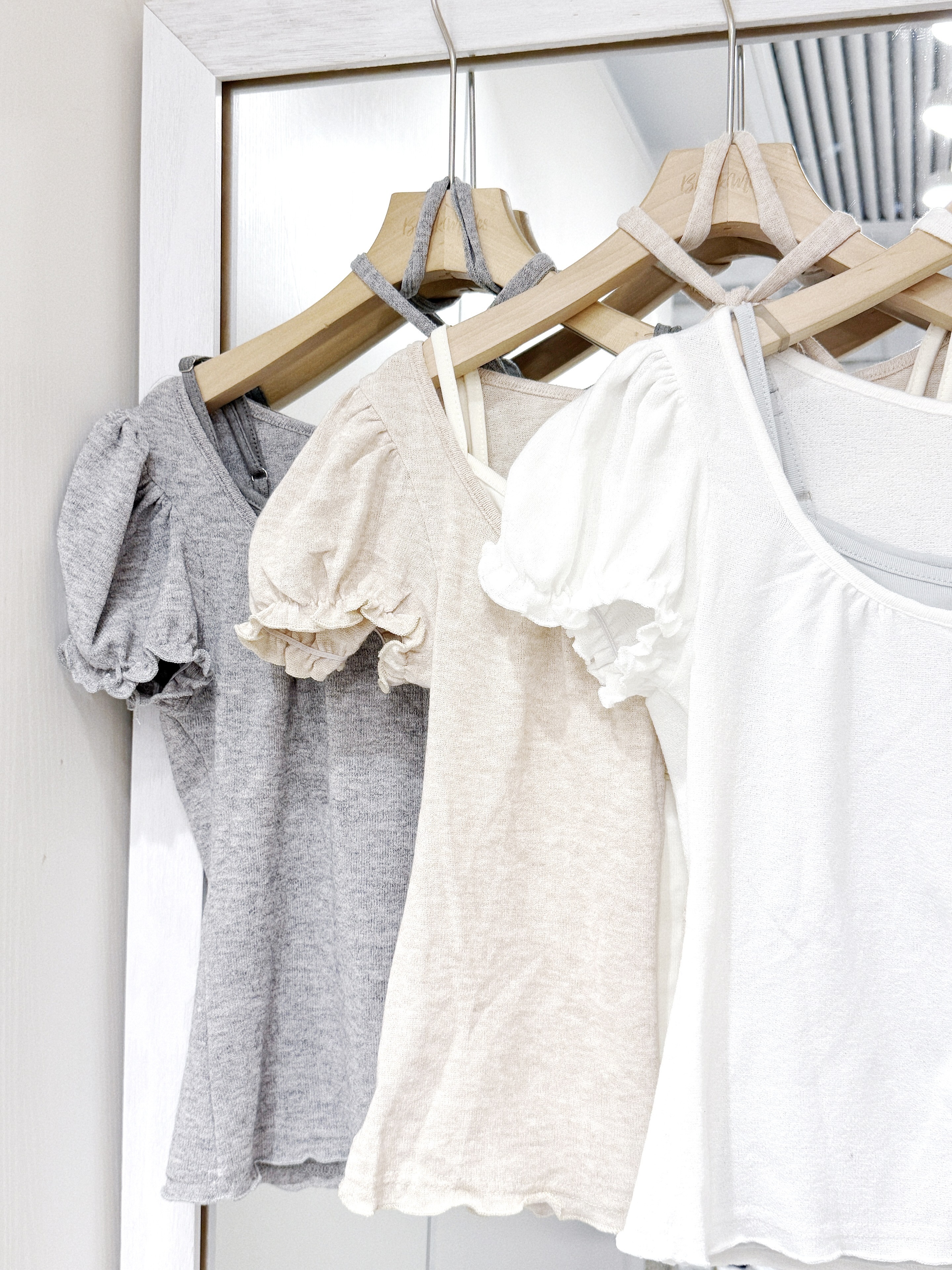 S0241｜優美感⋆˚✿˖°⋆˚ 圓領小公主袖外搭連小背心SET (附頸帶