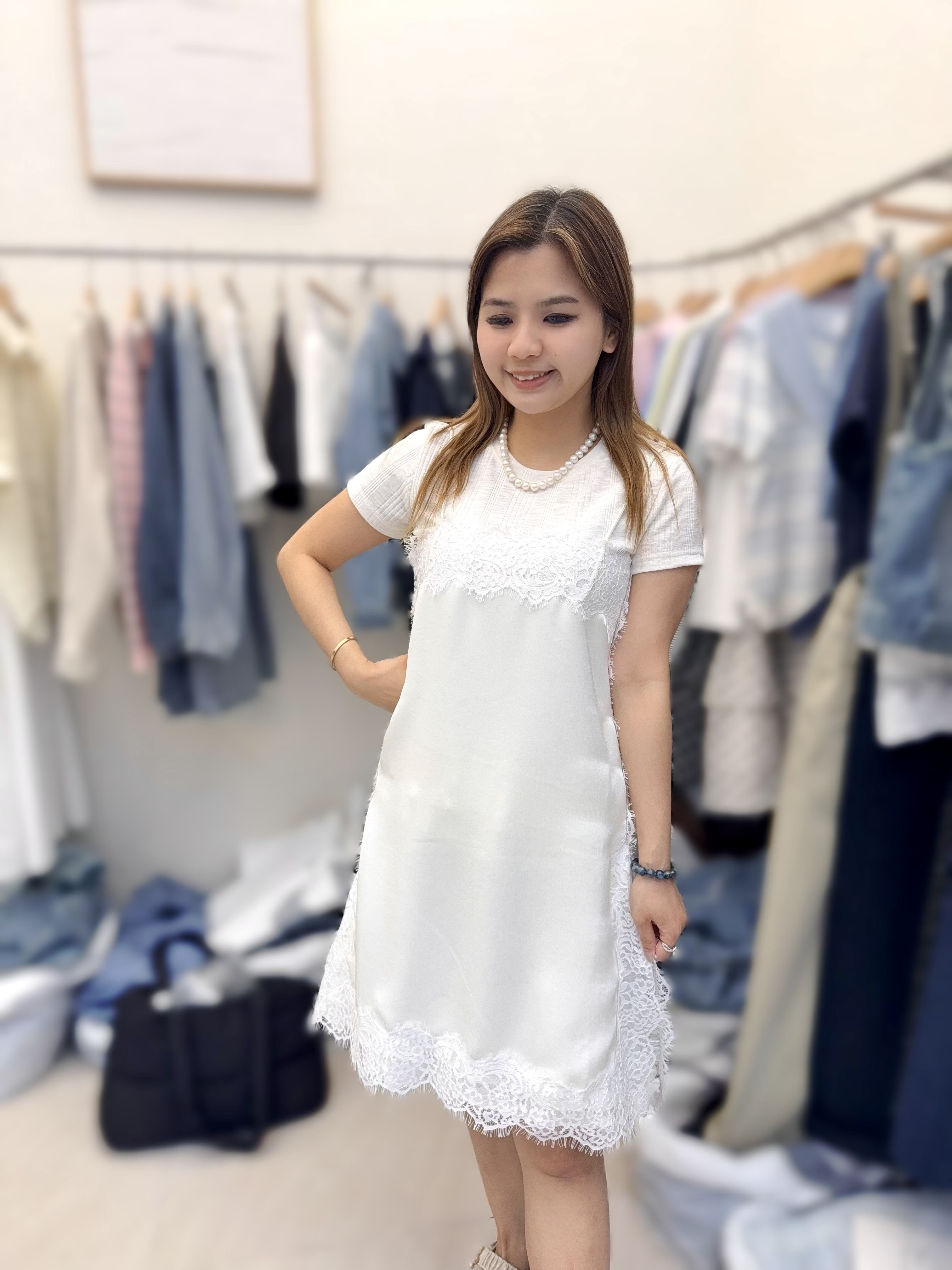 KT15 胸36  長 35.5  腰38  HIP 40     $429 (一口價)