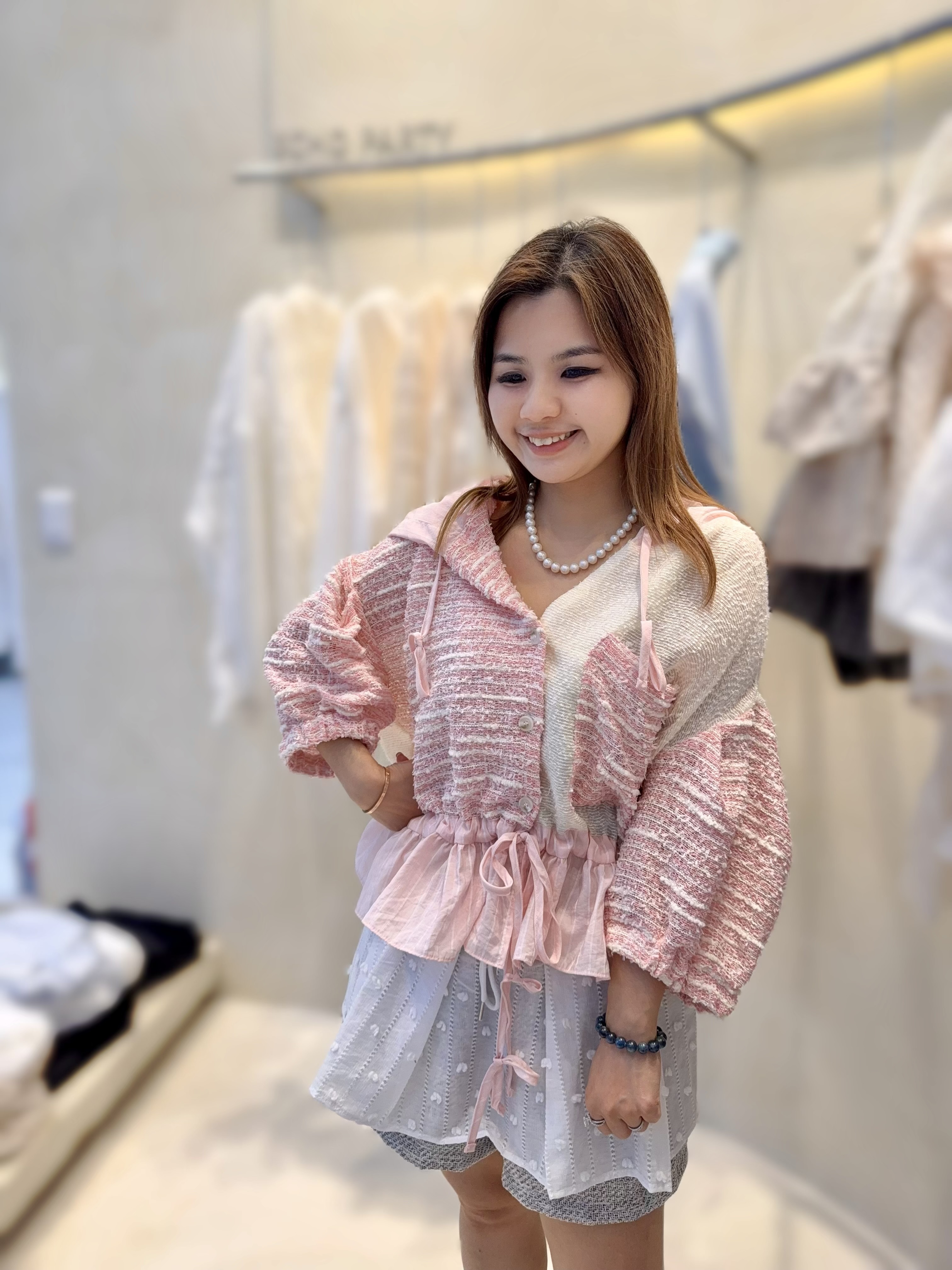 EY02 胸 52長 21.5 $599 (一口價)  校長自留款