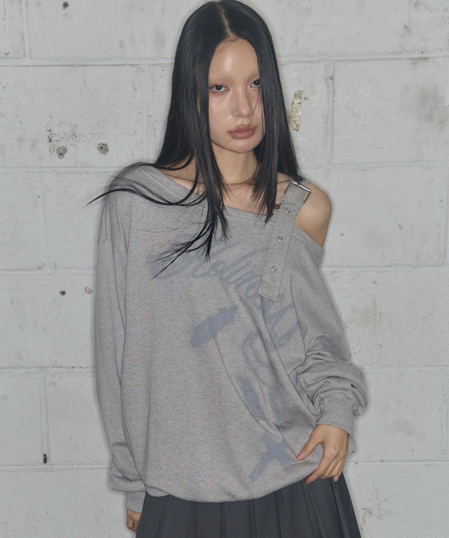 FANCY CLUB 單肩扣環衛衣 F24ZB063MG