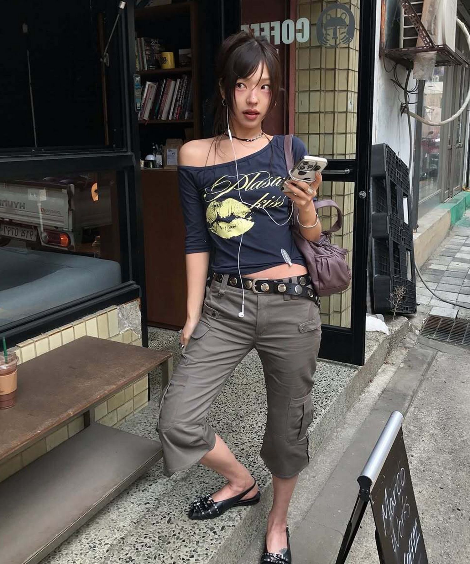 FANCY CLUB Plastic Kiss 單肩上衣 海軍藍 F26QB051NV