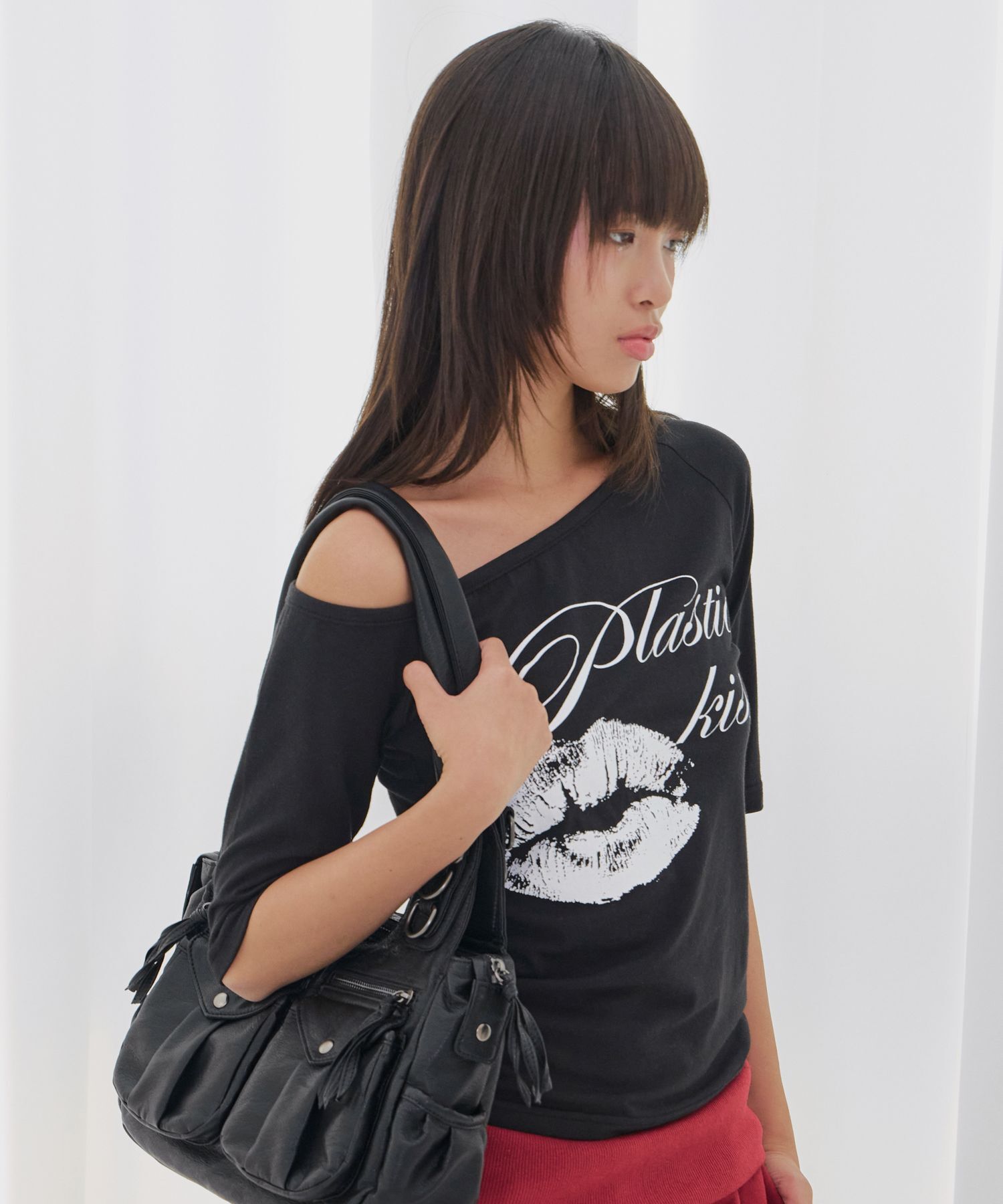 FANCY CLUB 不對稱單肩上衣 F26QB051BK