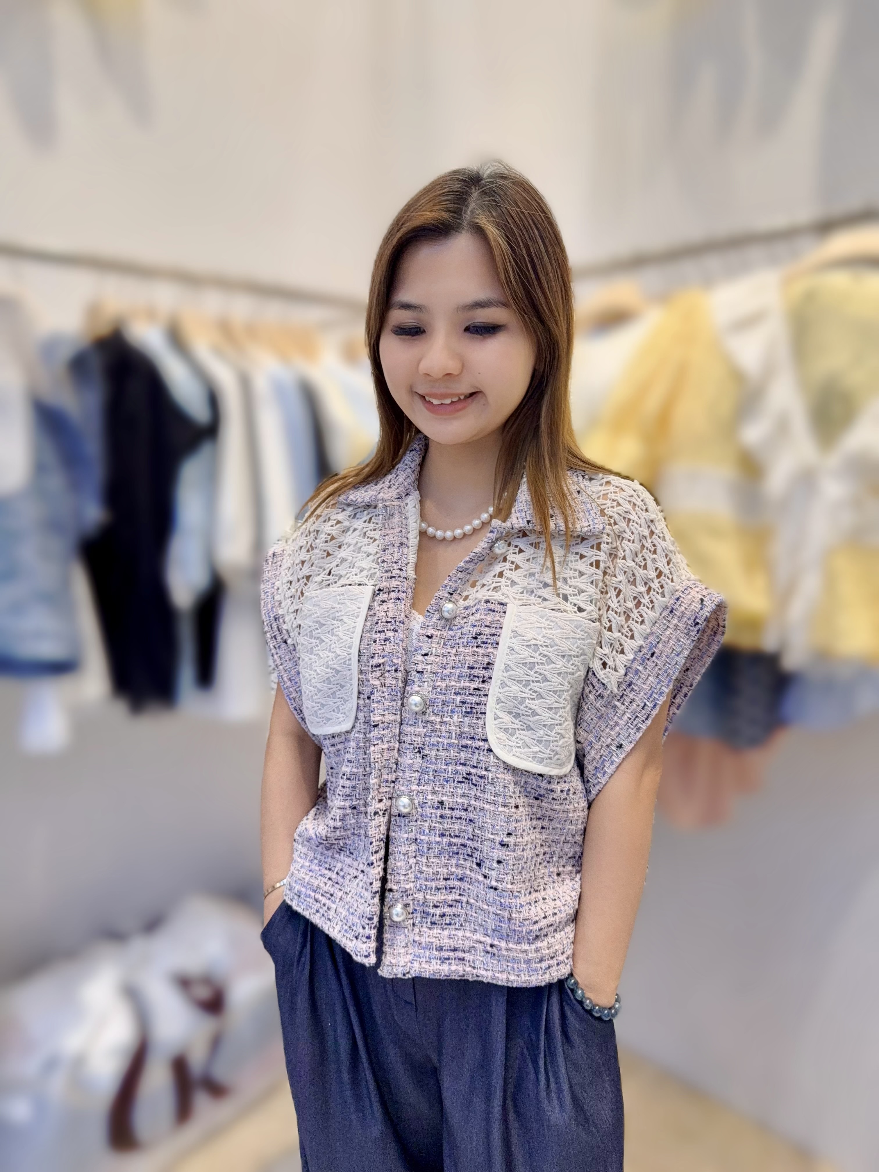 AE23 胸46 長19.5 $509 (一口價)