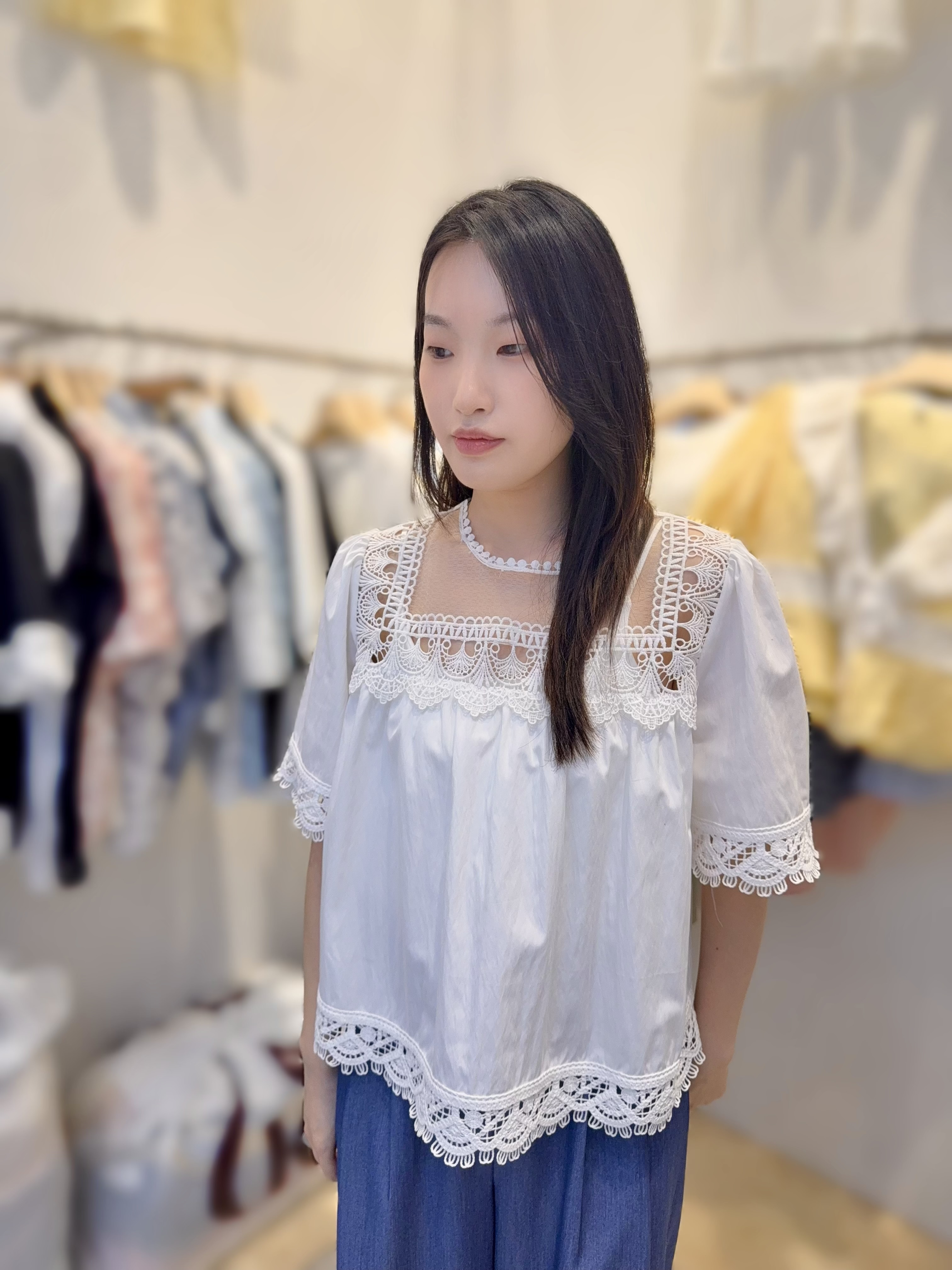AE35 胸42  長21  $459 (一口價)  震撼價