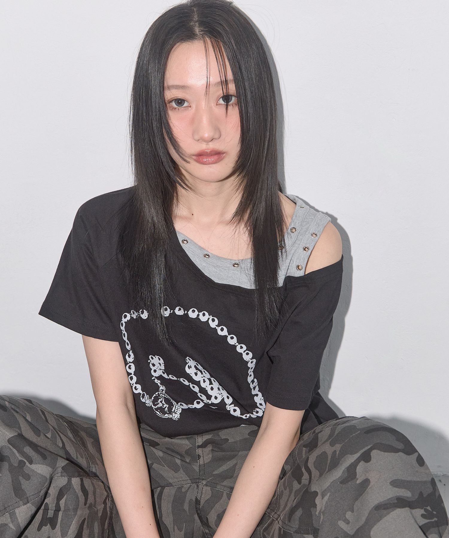 FANCY CLUB 羅傑莉 無領短袖上衣 F25QB111BK