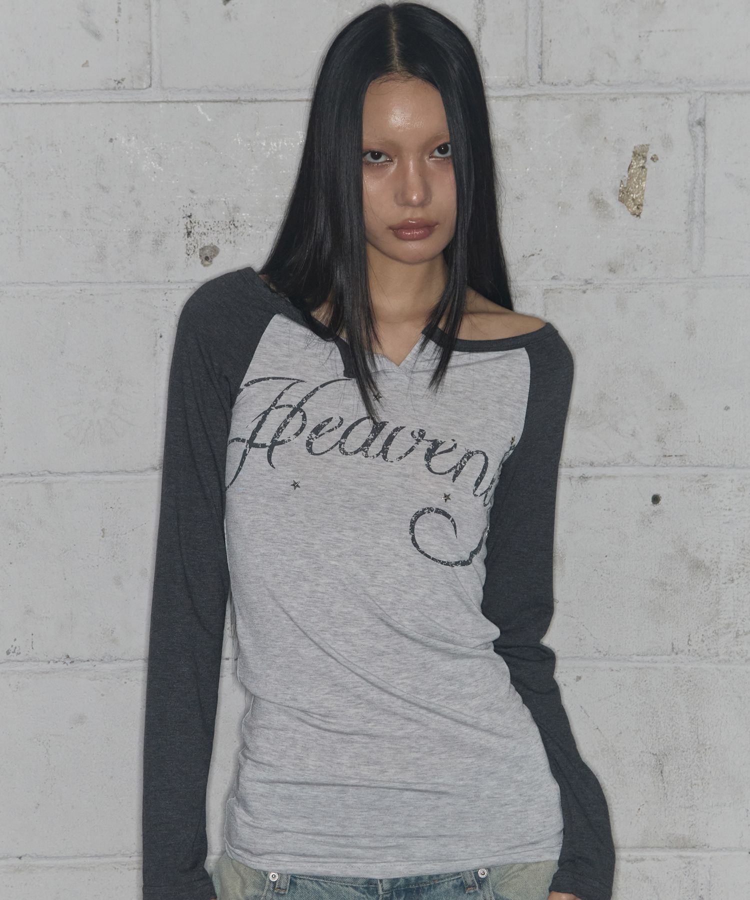 FANCY CLUB 天使露肩長袖上衣 F25QB084CH