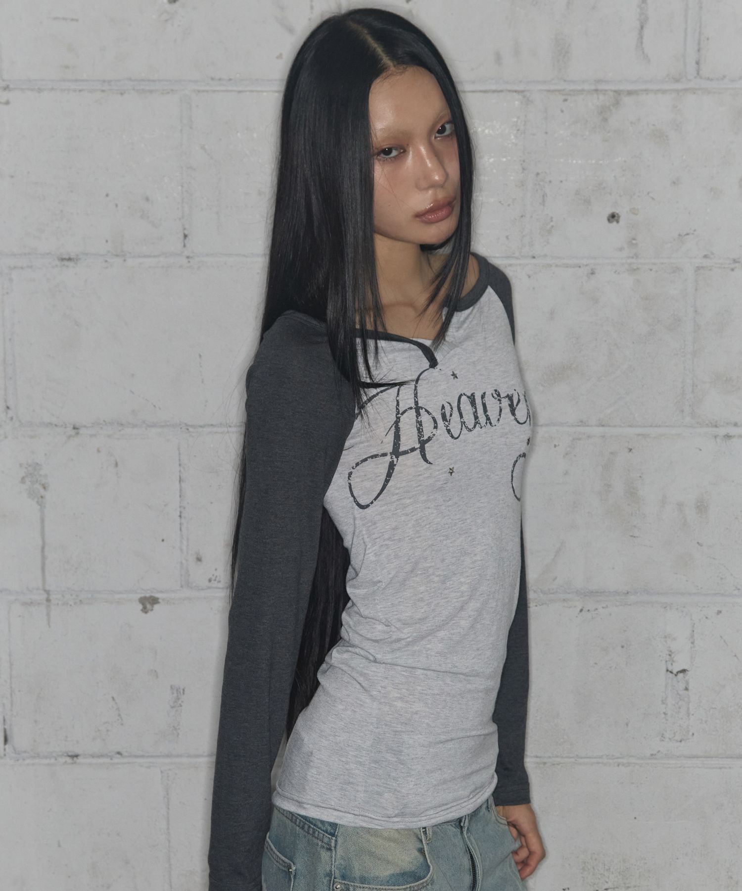 FANCY CLUB 天使露肩長袖上衣 F25QB084CH