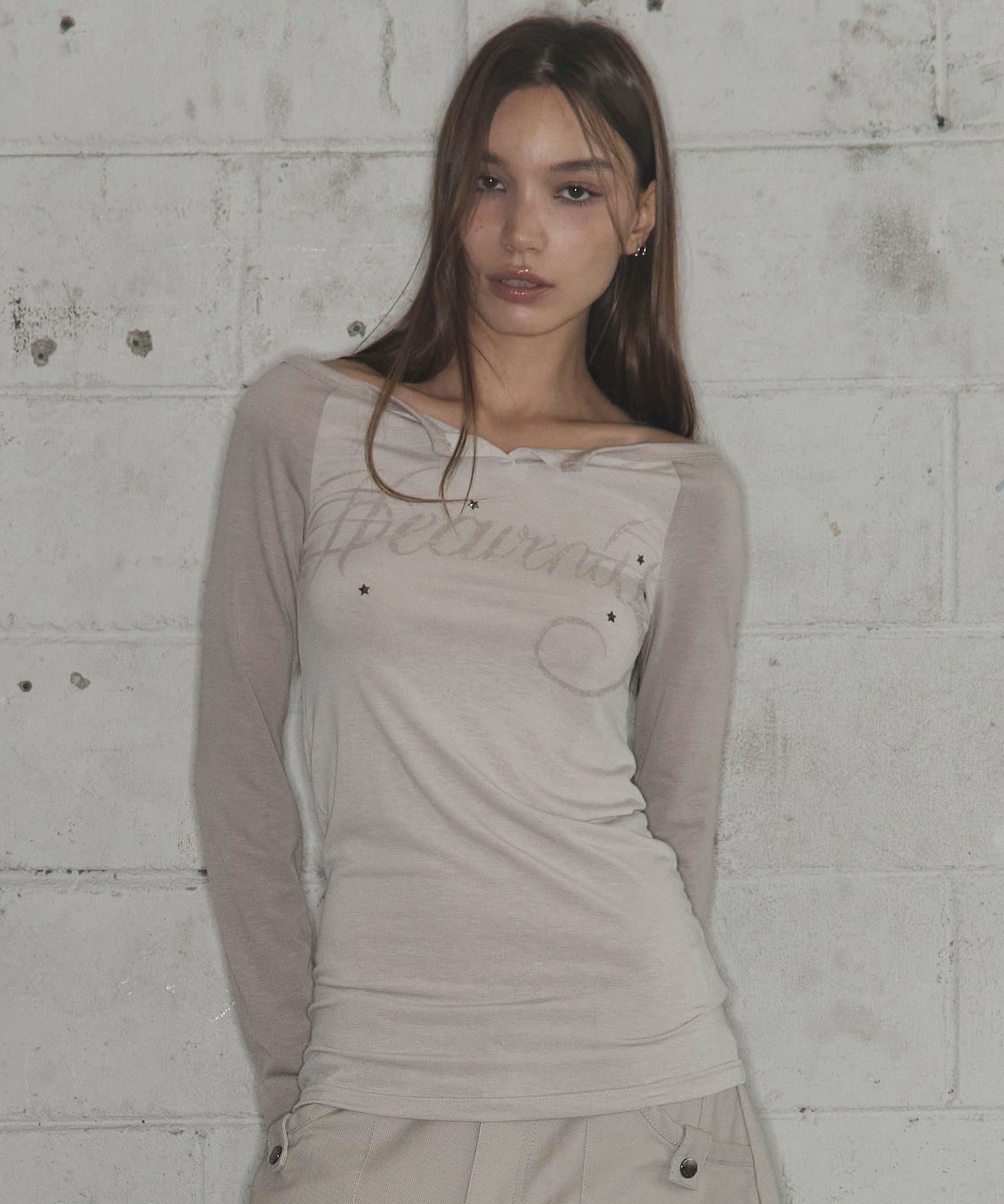 FANCY CLUB 露肩長袖上衣 F25QB084BG