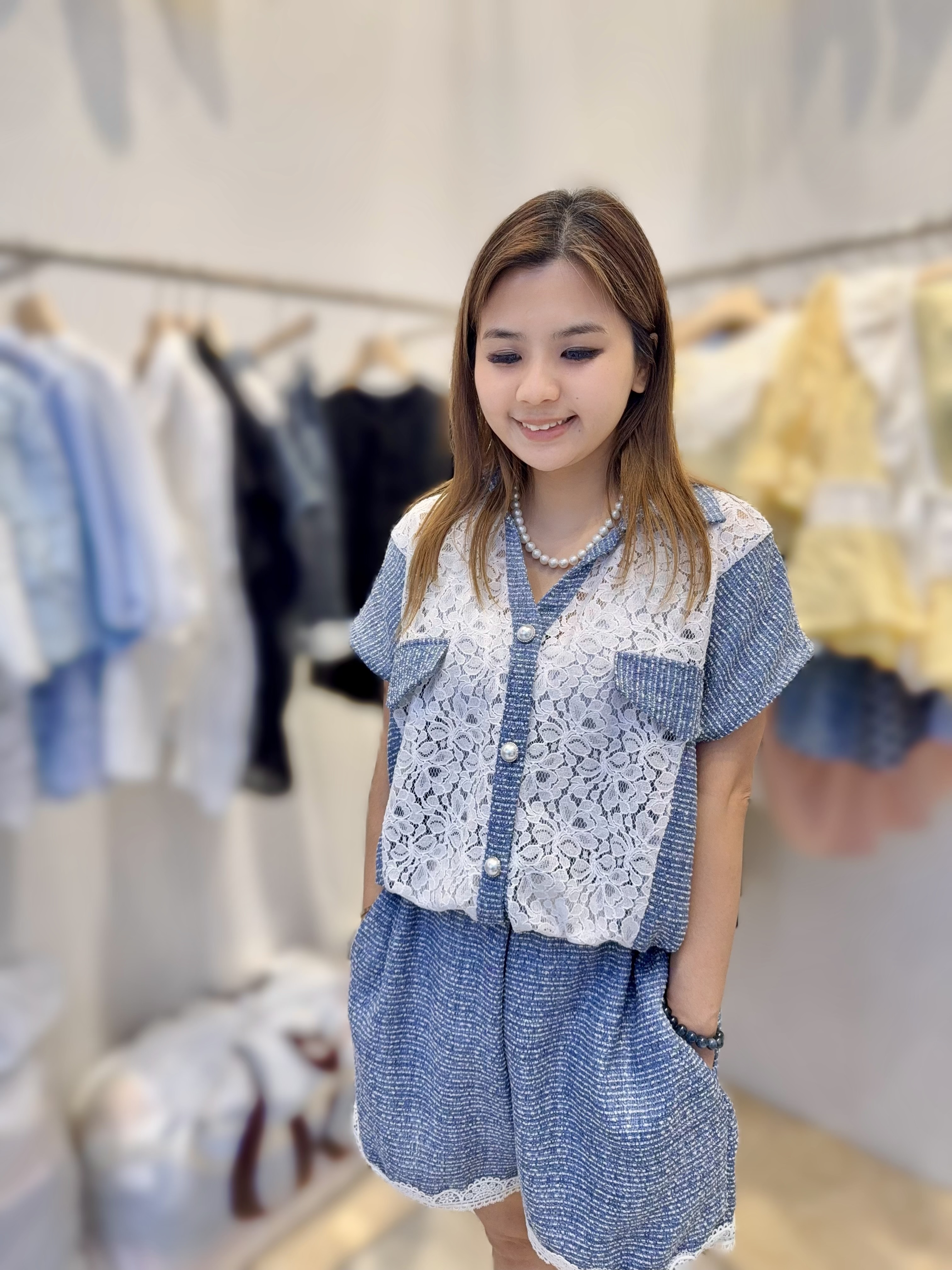 AE29 胸42 長20 $499 (一口價)