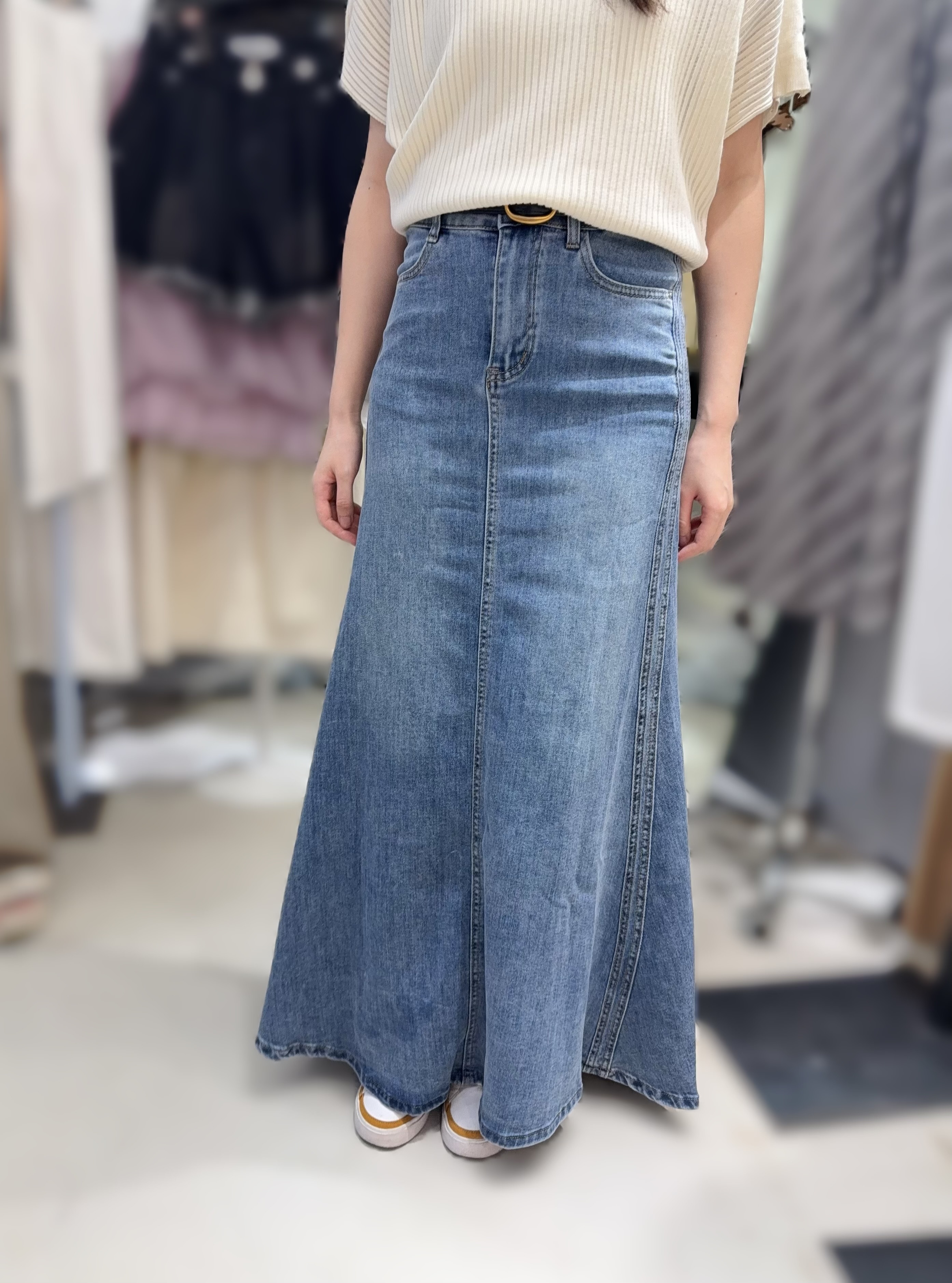 CQ15   牛仔裙  S:腰24-26 長39   /   M:腰25-27 長39   /  L:腰26-28 長39.5 $449 (一口價)