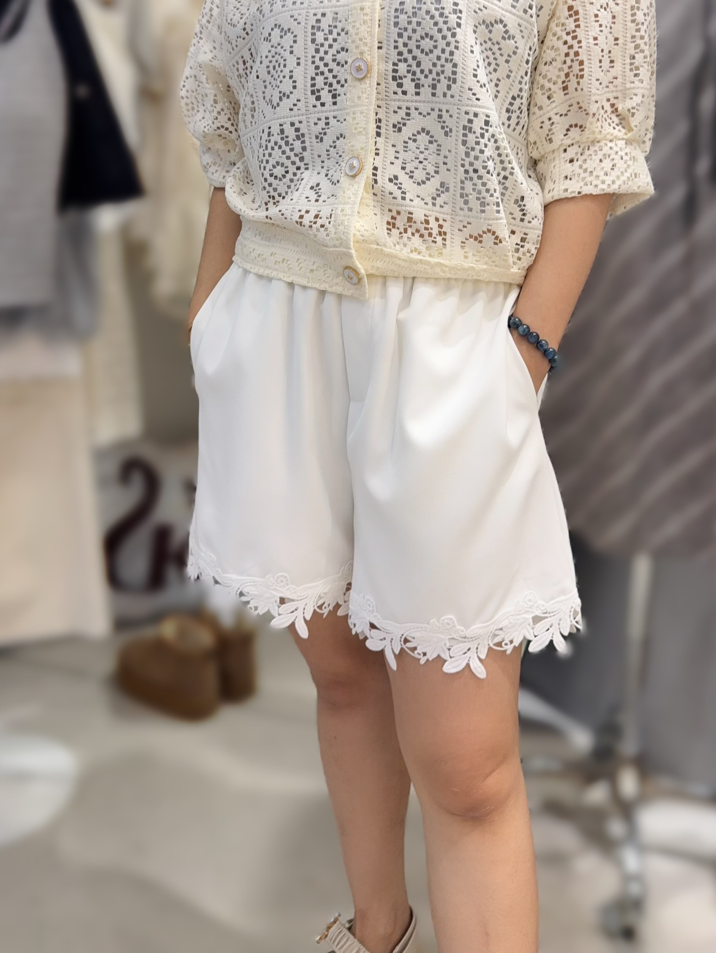 CQ04   橡根褲  腰25-34  HIP 42  長16.5 $449 (一口價)