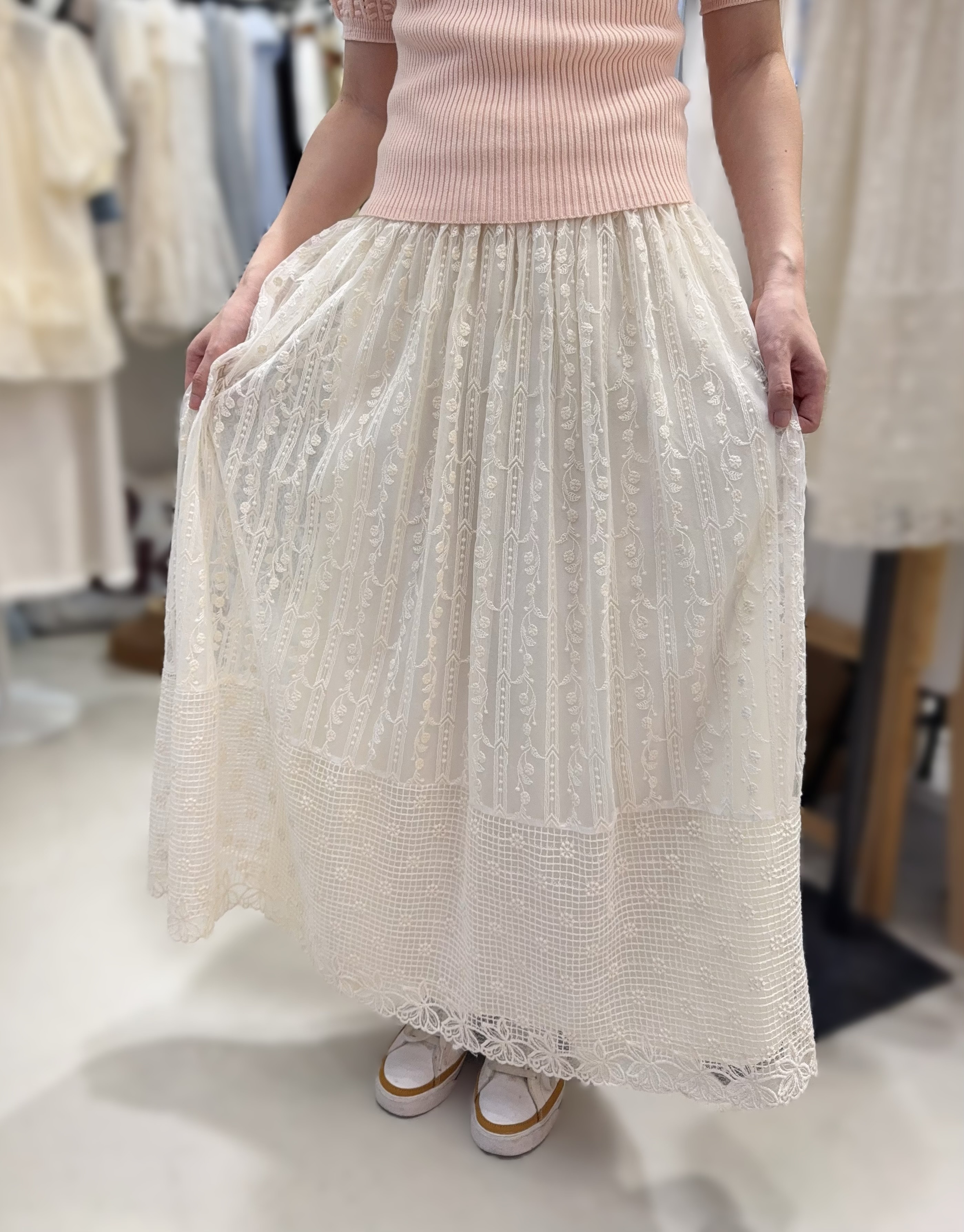 CQ18   仙氣長裙 腰26-34  HIP 54  長33 $449 (一口價)