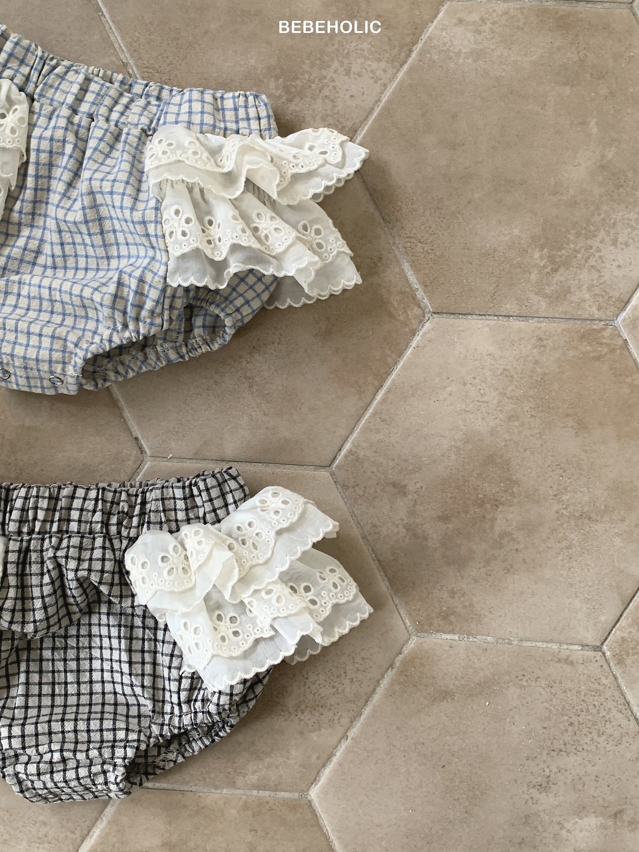 Bebe Holic Sage Check Bloomer