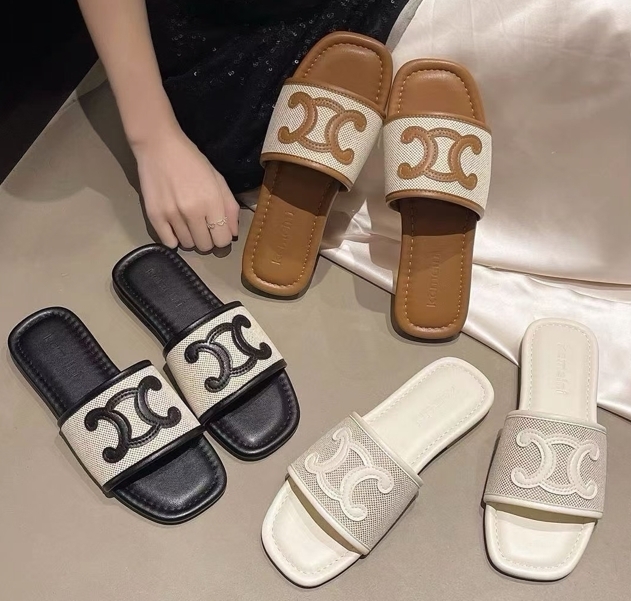 IU20-大牌感編織平底拖