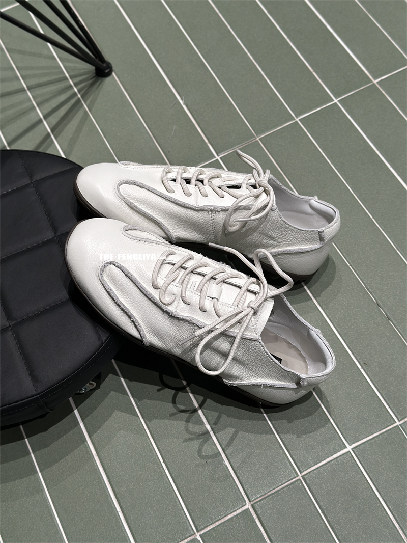 IU28-老錢風復古薄底休閒鞋