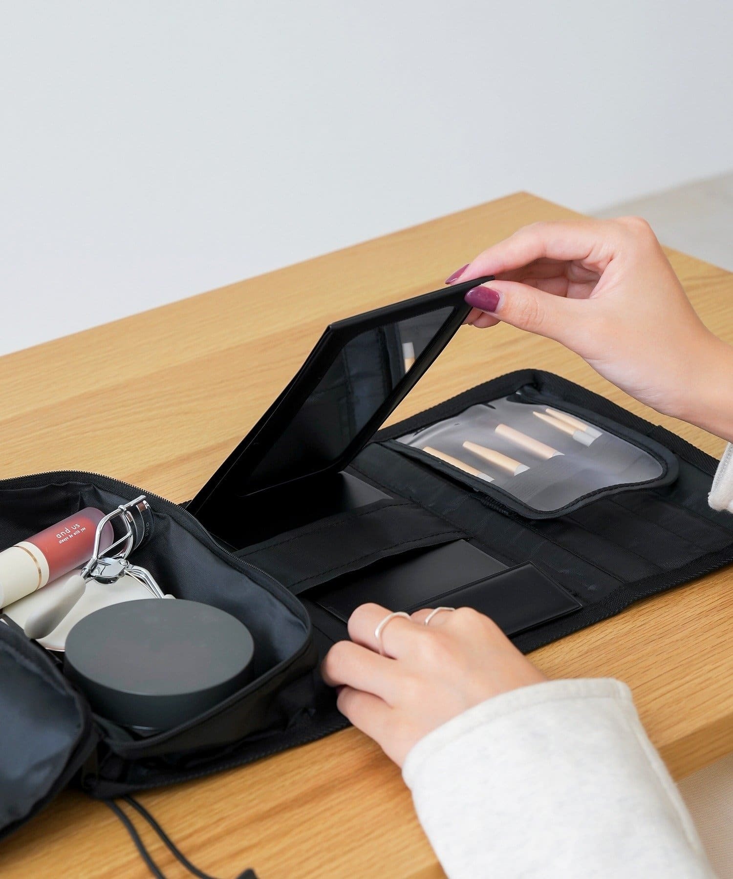 【 現貨+預購 】3coins 旅行化妝包 日本