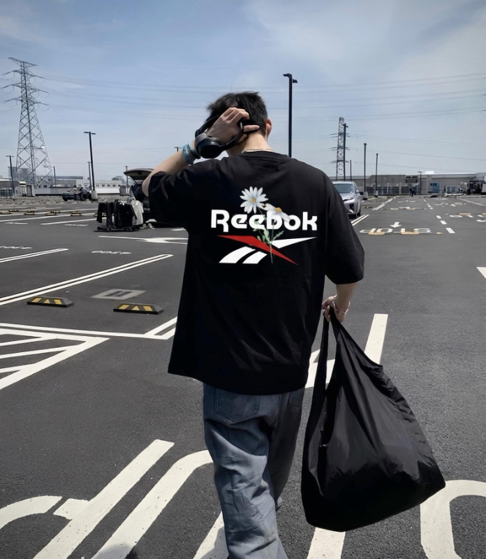 𝐑𝐞𝐞𝐛𝐨𝐤 高磅小雛菊短T 🌼