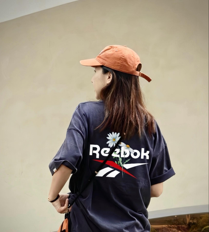 𝐑𝐞𝐞𝐛𝐨𝐤 高磅小雛菊短T 🌼