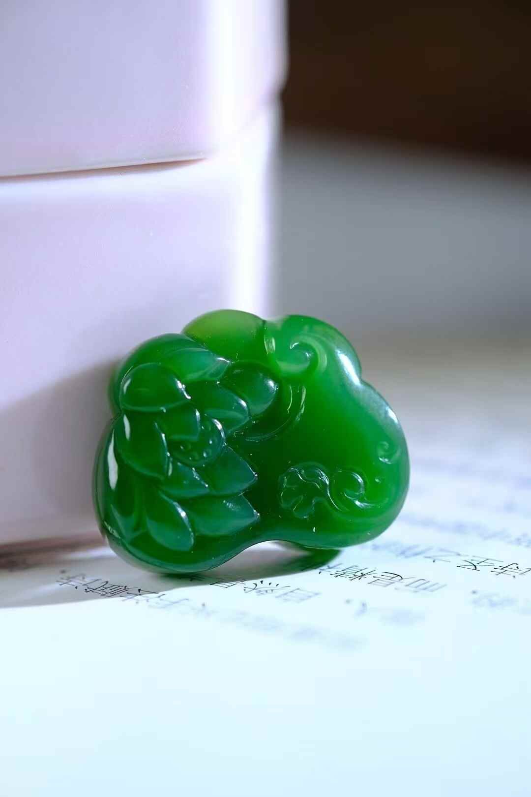 和田玉蓮花鎖,天然和田玉軟玉