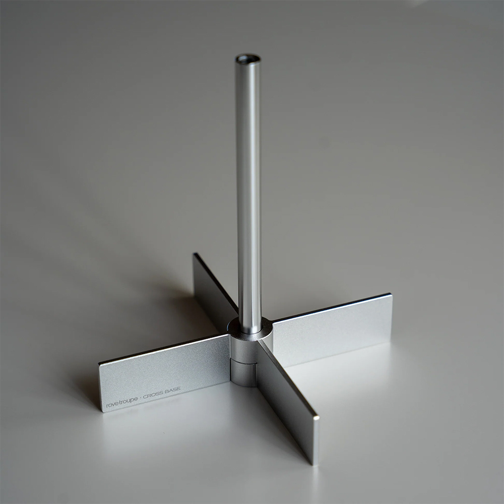 Rovetroupe CROSS BASE 輕量幾何燈架