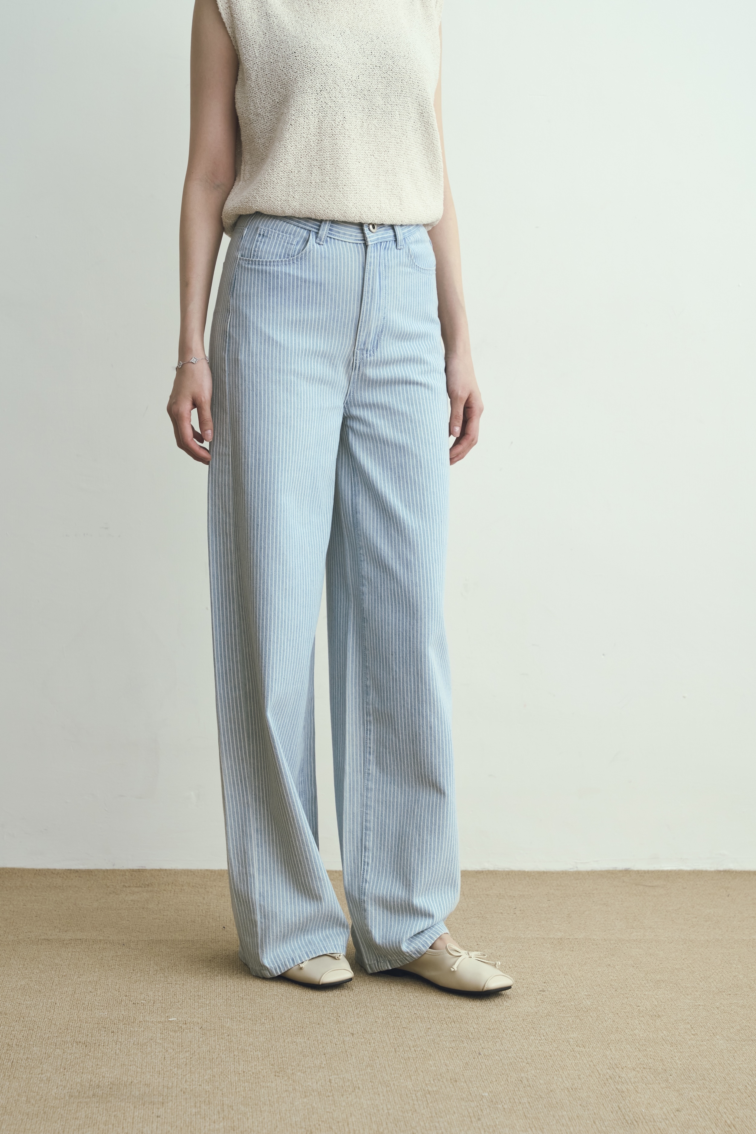 Gmade/零死角收臀直腿報恩褲-淺藍條紋