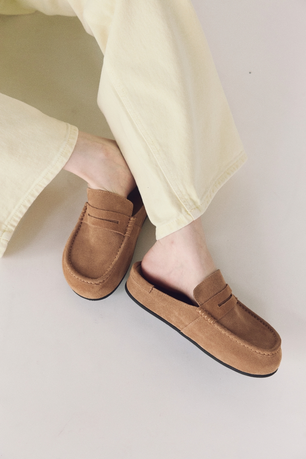 真皮樂福拖鞋-奶茶