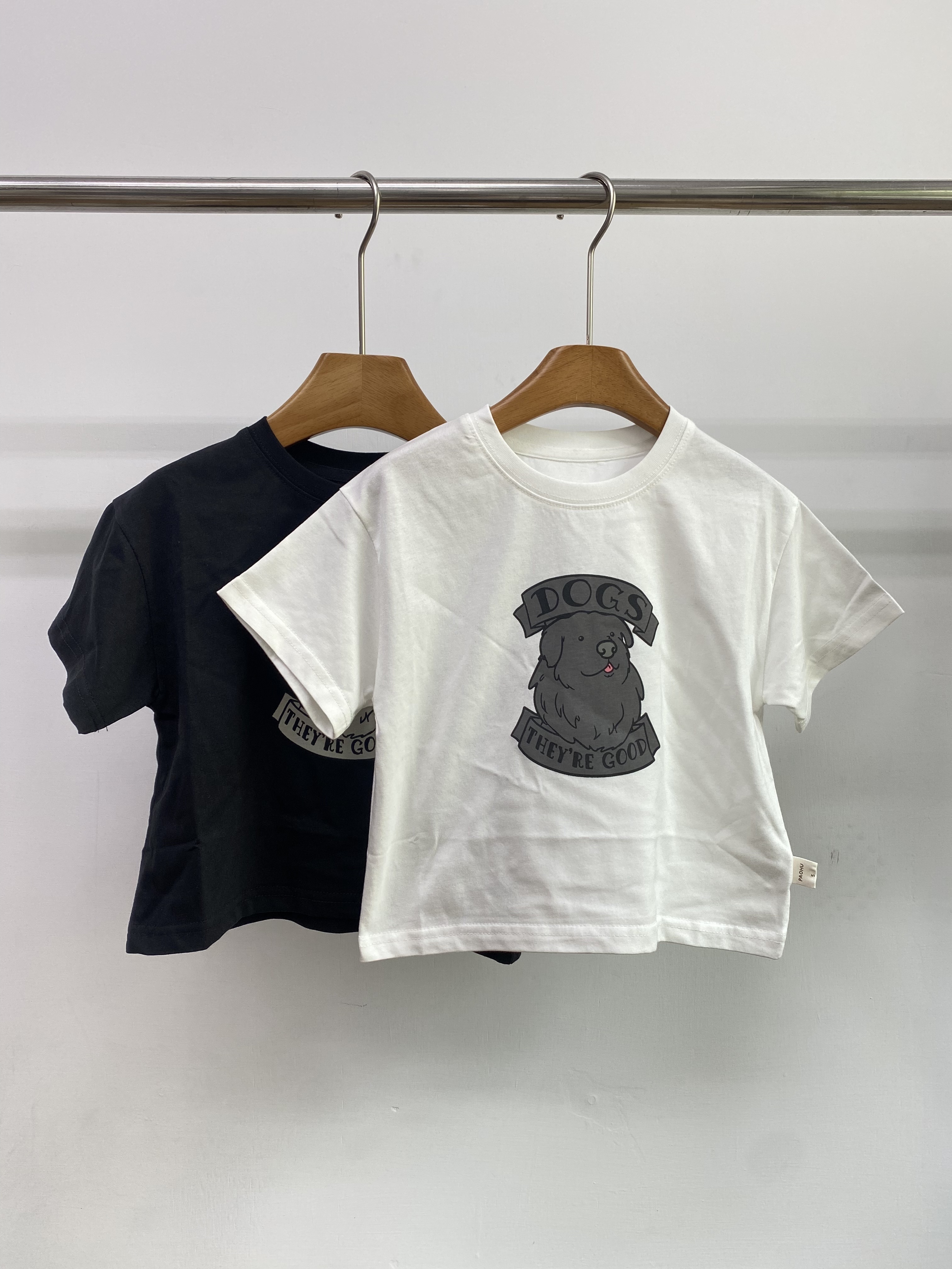 A04846狗狗印花上衣