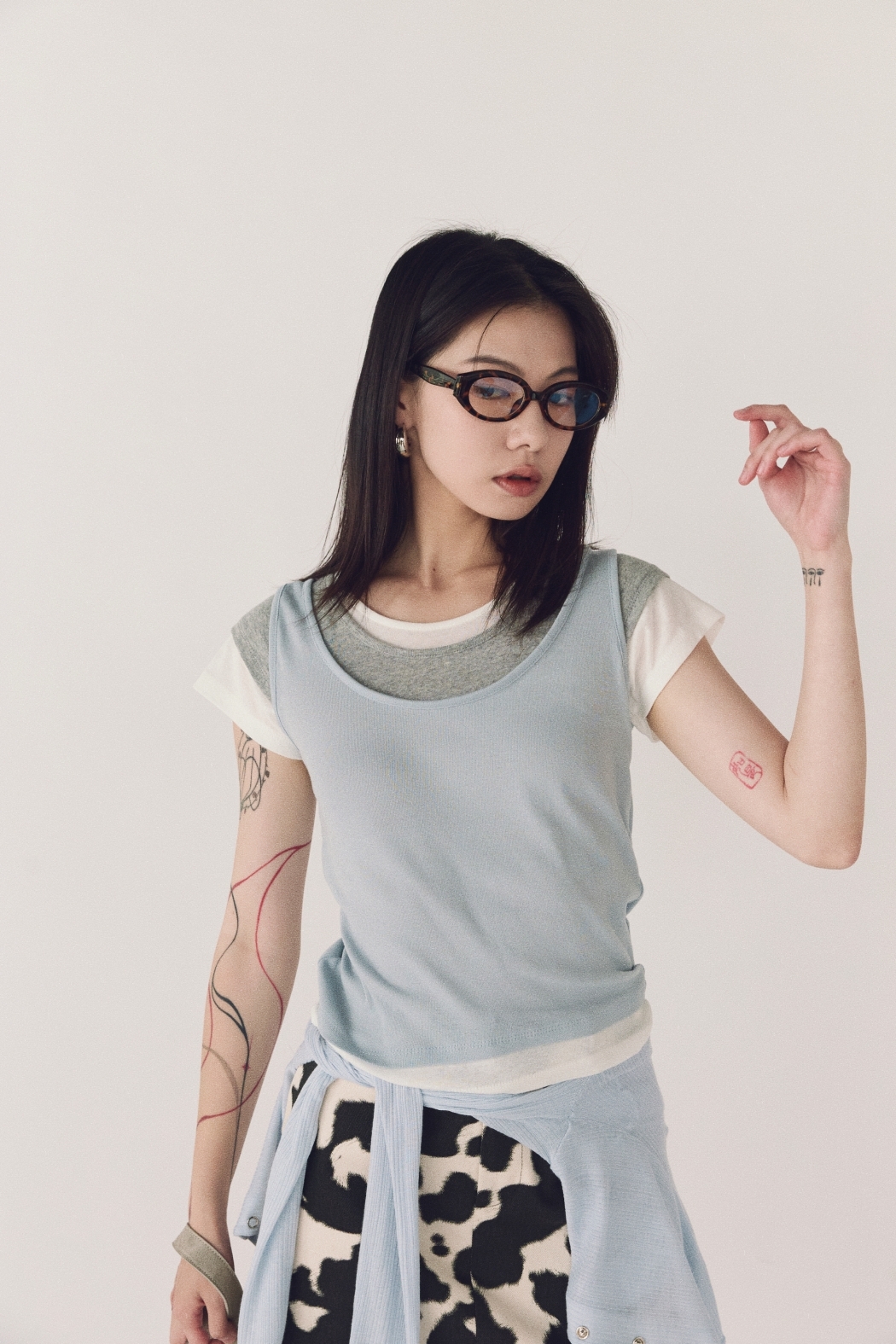 多層配色短袖上衣