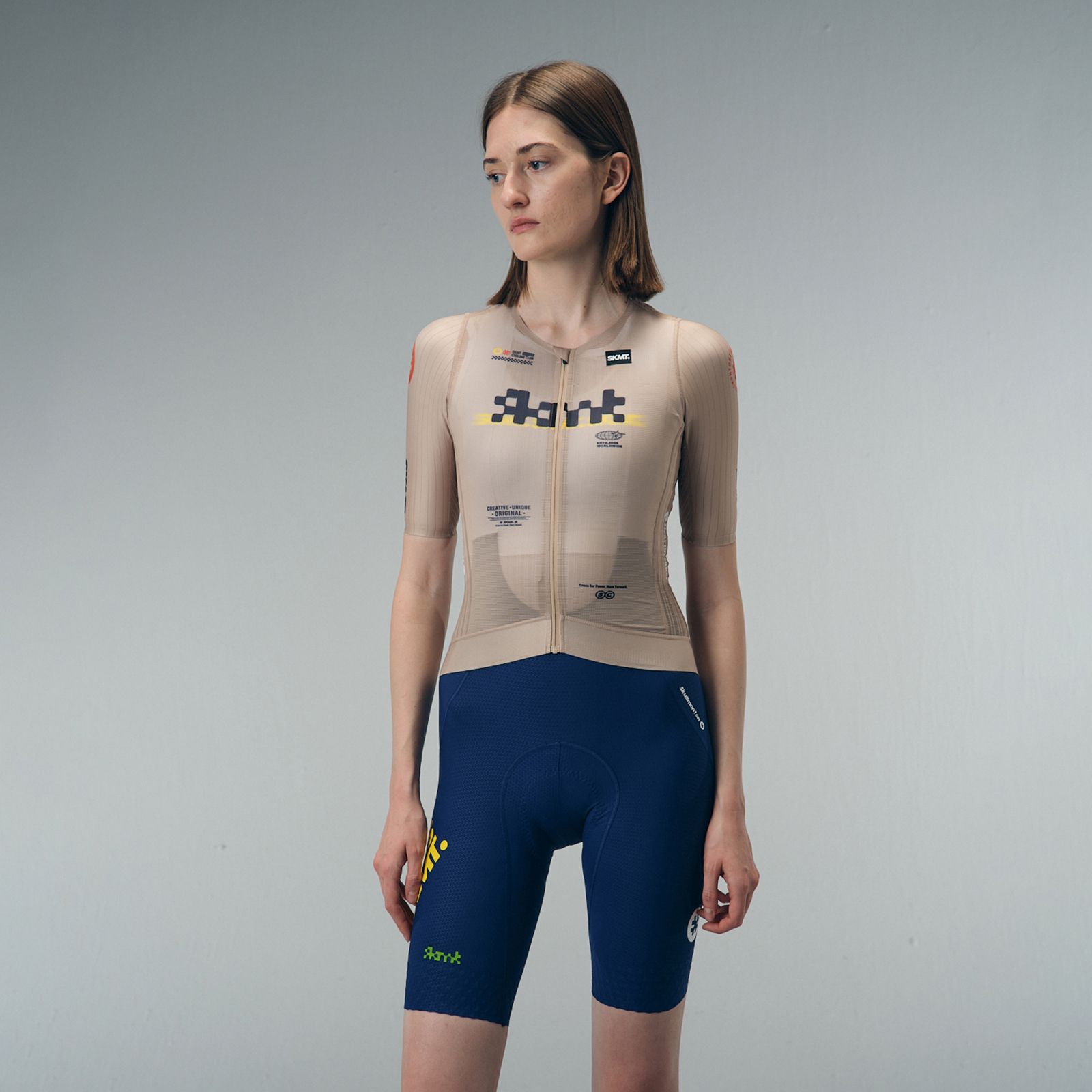 閃特卡其女款短車衣