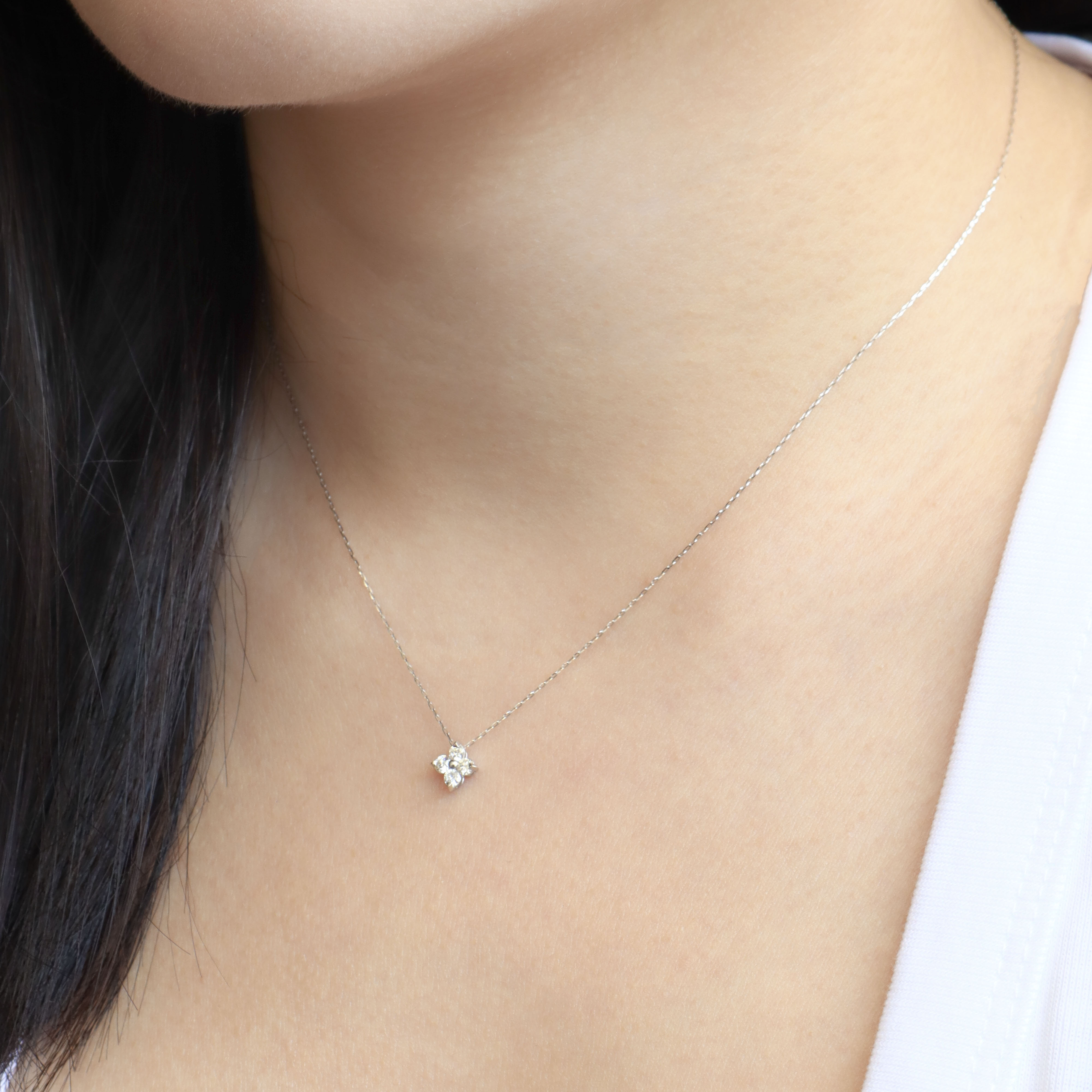 鉑金/真鑽十字小花項鍊