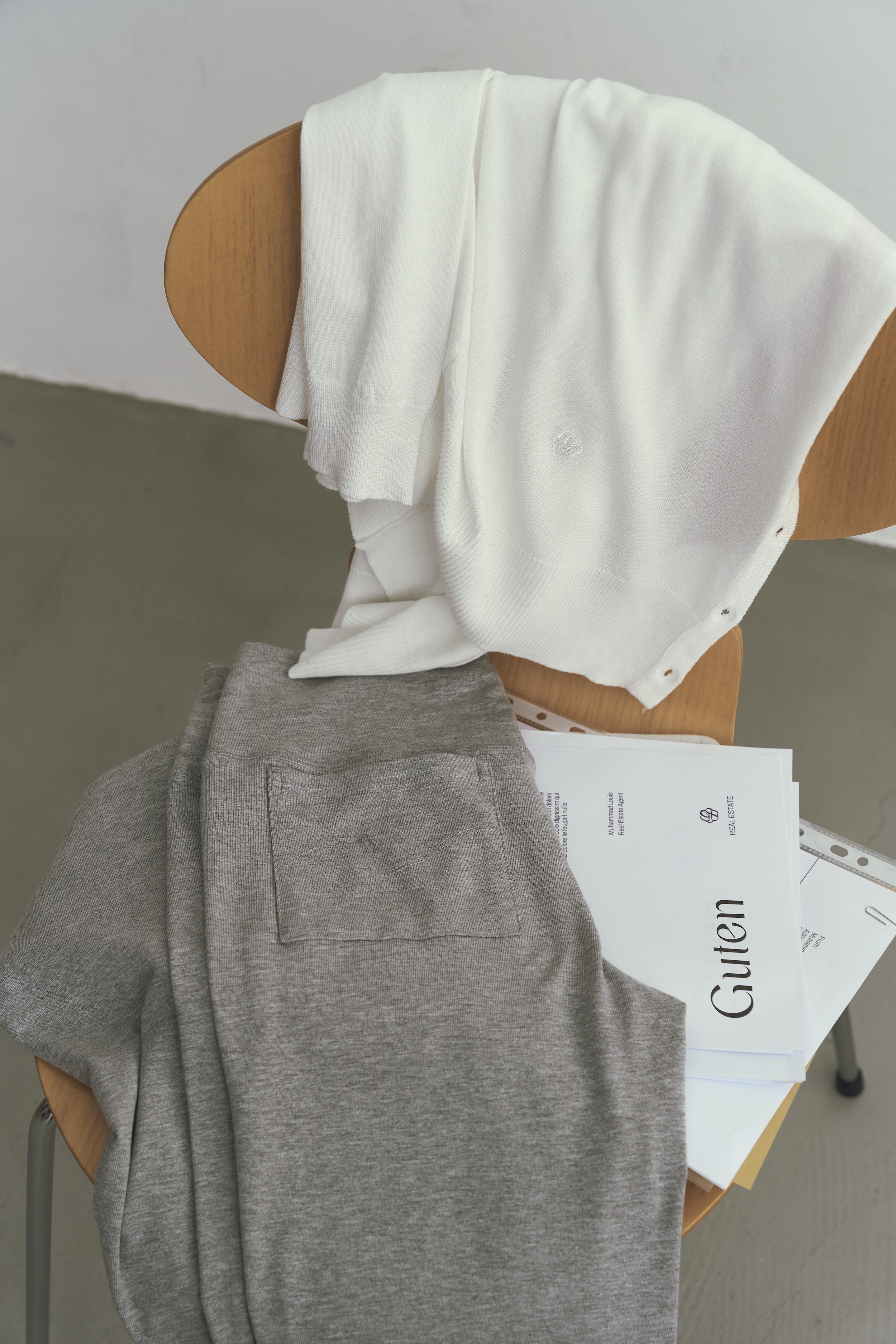 Gmade/輕薄冰感防曬V領排釦外套-白