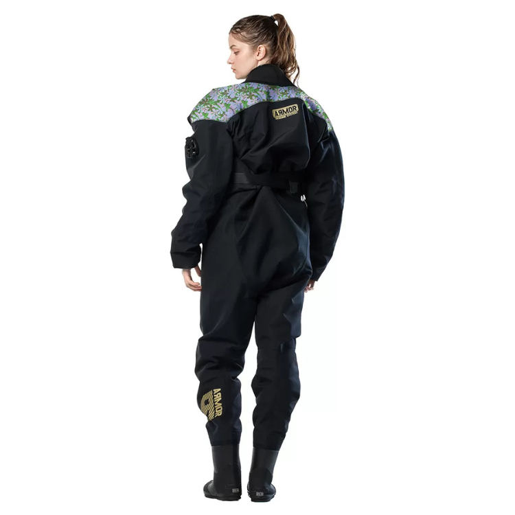 MOBBY'S - 乾式防寒衣 ARMOR SHELL PRIME