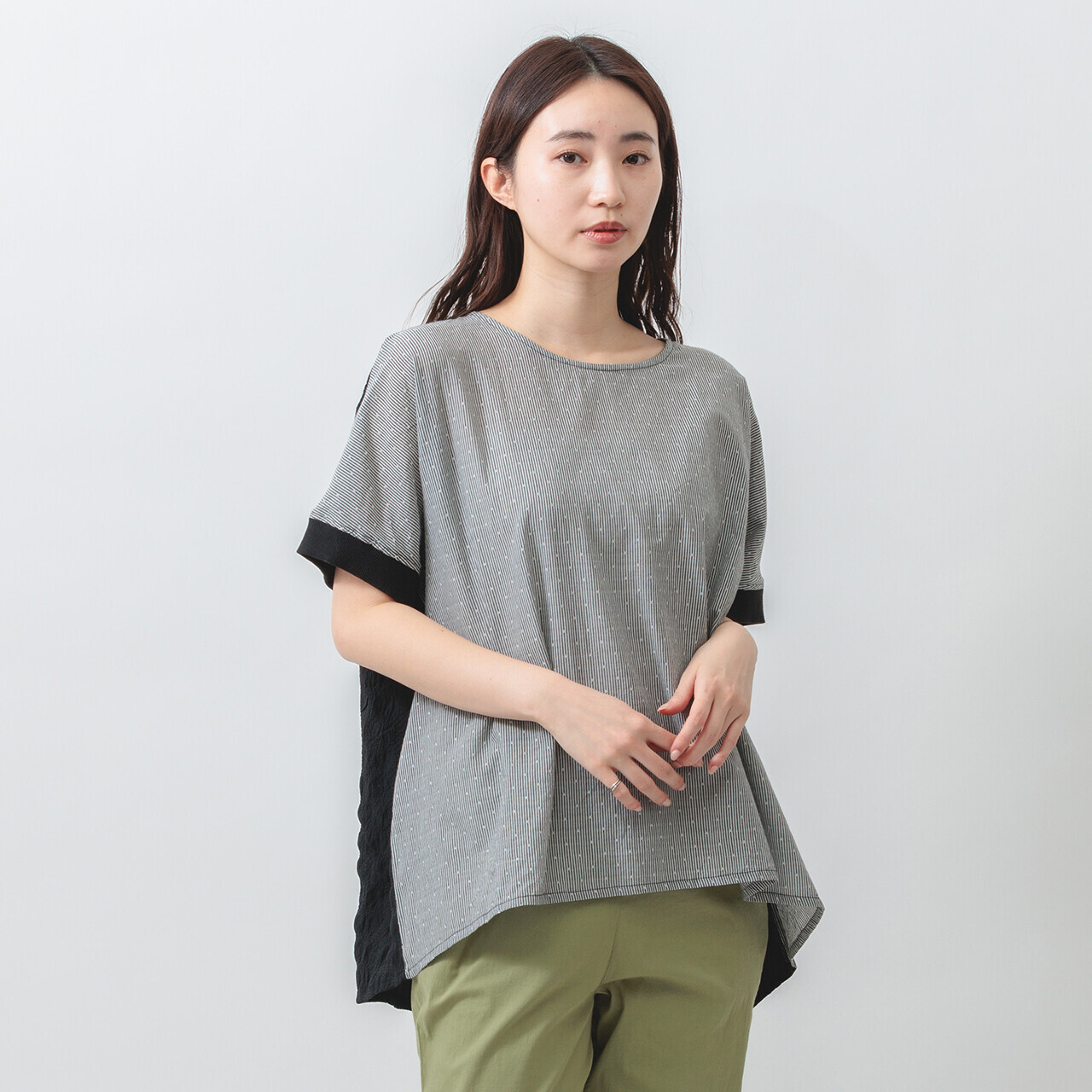 MMO 圓點圖案提花 x 泡泡紗 TOP