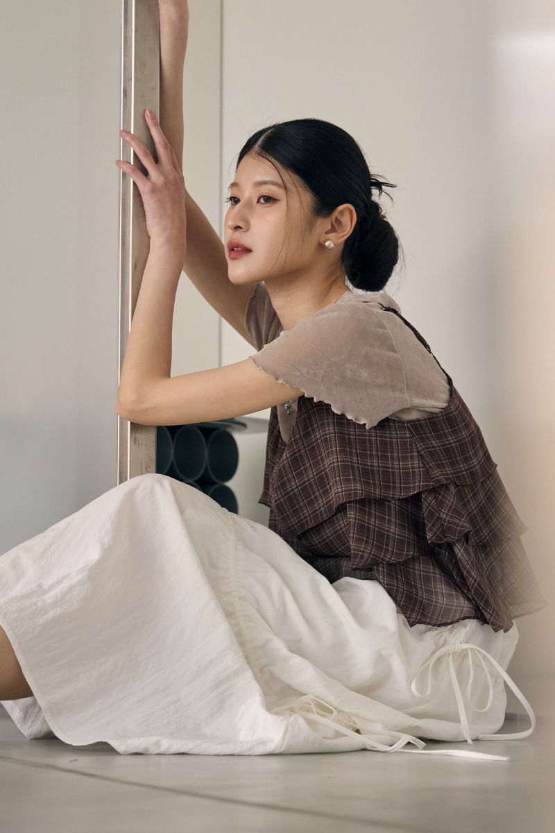 復古絨布木耳邊TEE