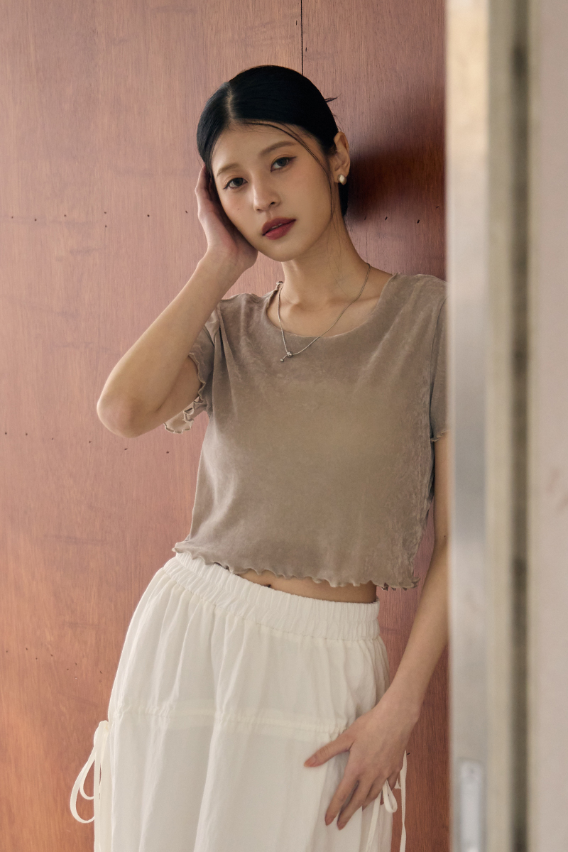 復古絨布木耳邊TEE