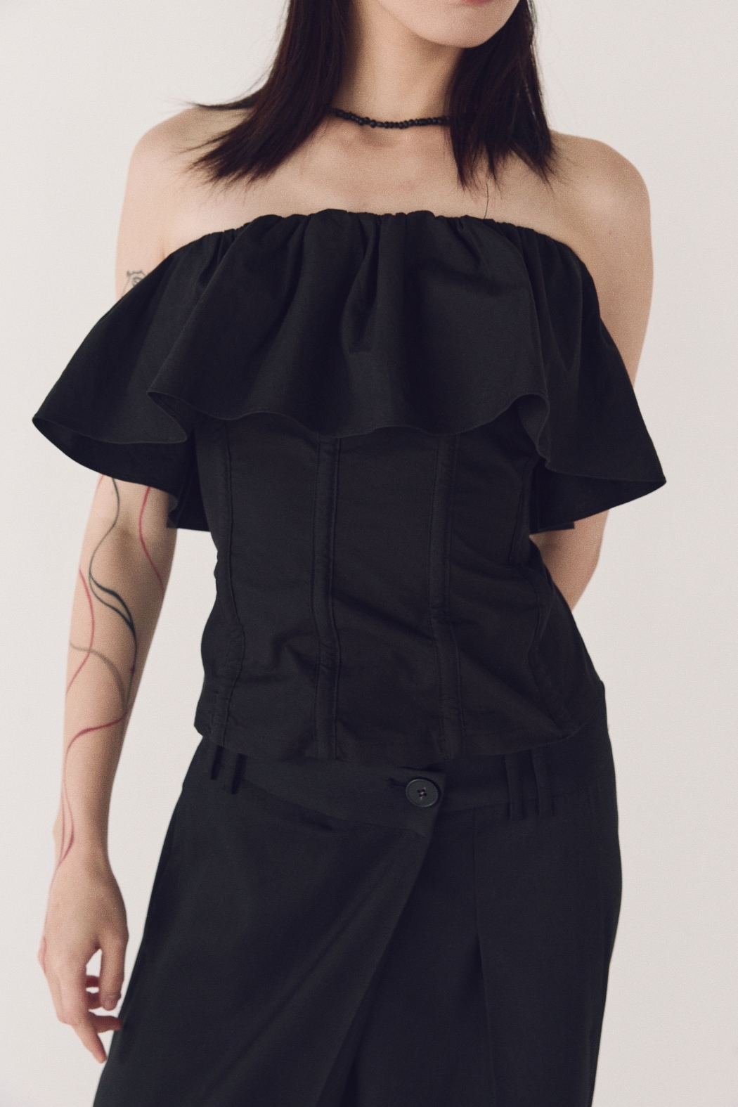 曲線魚骨波浪背心-黑