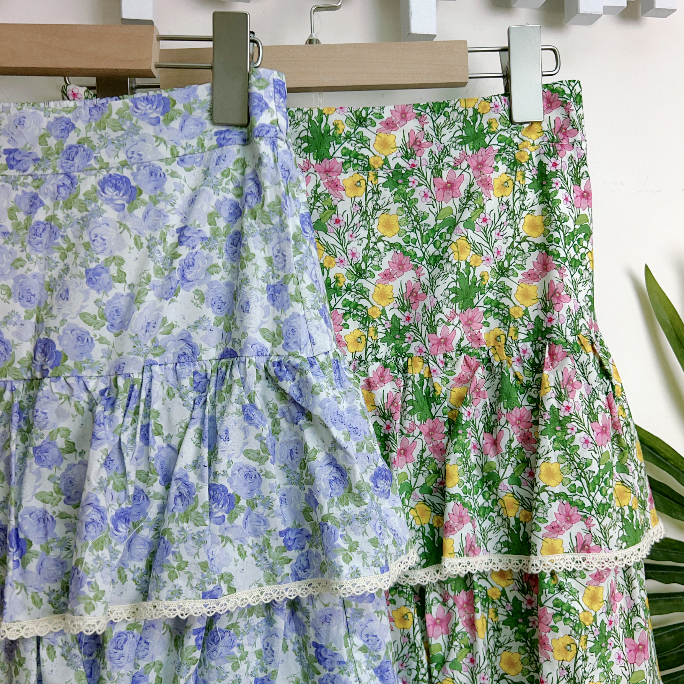 橡筋腰碎花不規則蛋糕半截裙(腰28-32 臀42 長34吋 )38822 #1404clo