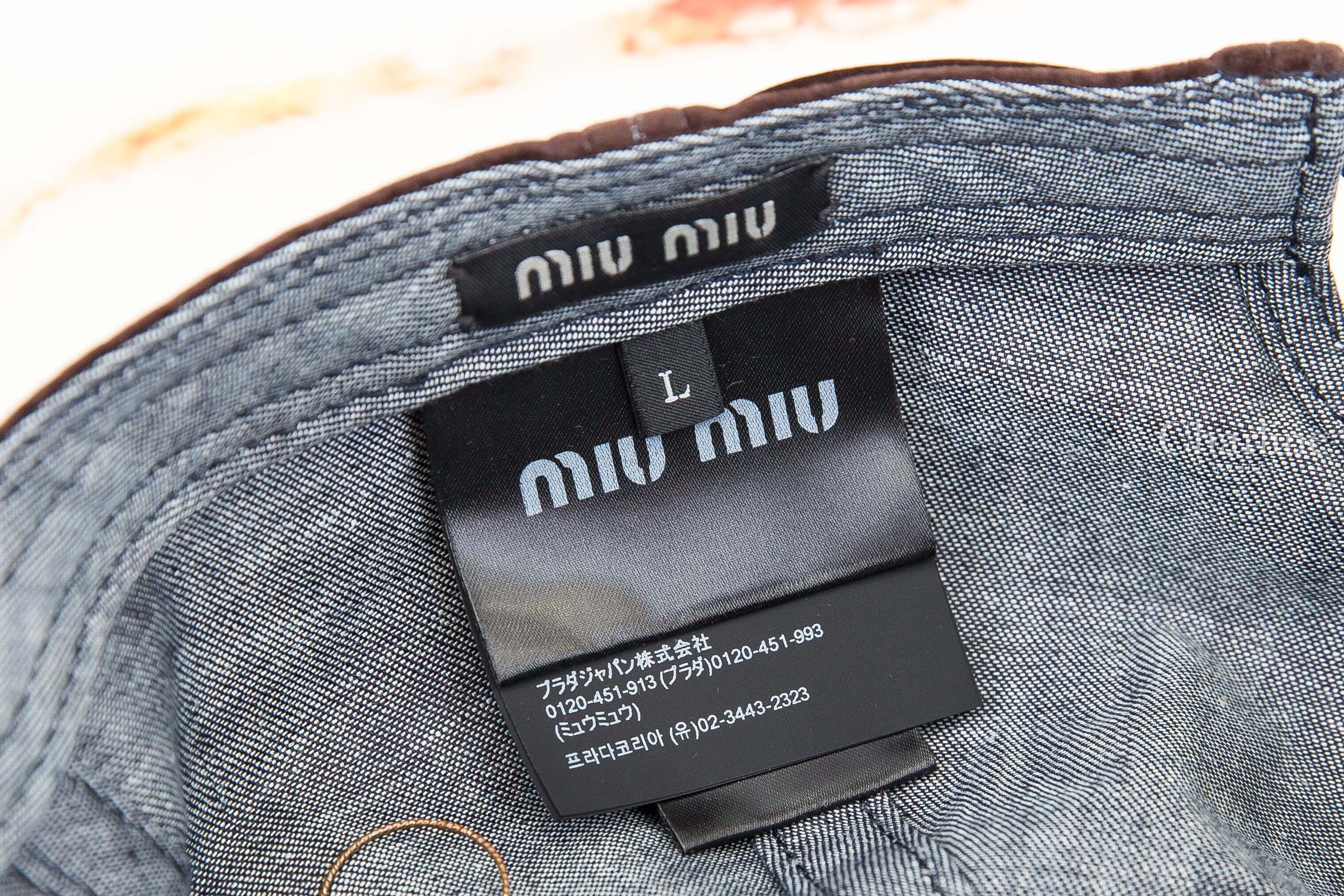 Miu Miu Velvet Baseball Cap 咖啡色刺繡白字後金屬方塊絢藍鞋帶調節絲絨棒球帽-Charline Boutique 精品代購