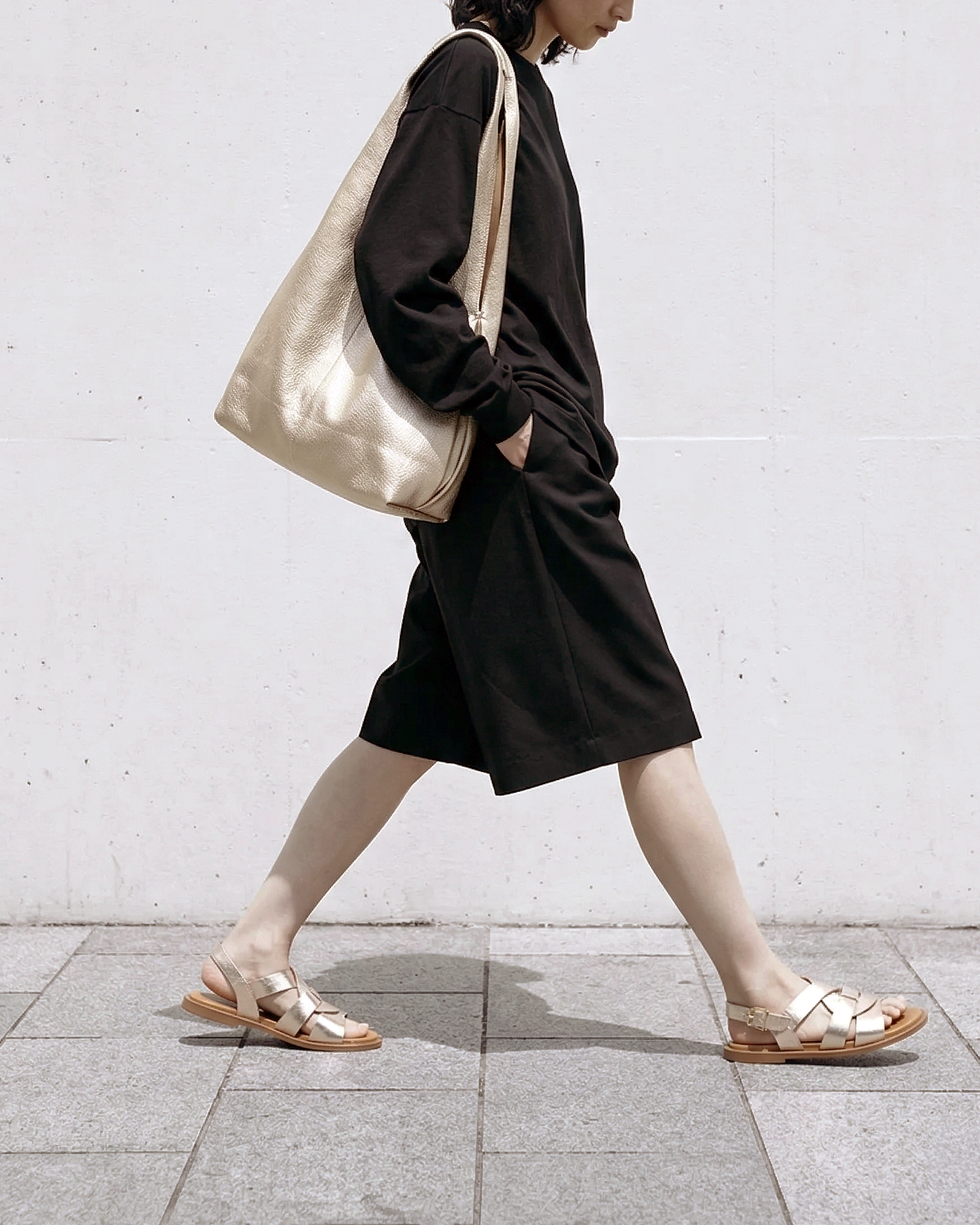 Fairy 素面簡約肩背包 金色