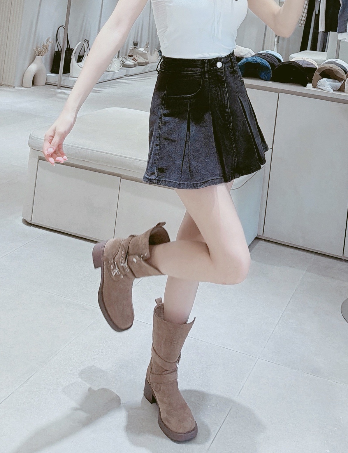 百摺牛仔短褲裙 8359藍 8361黑