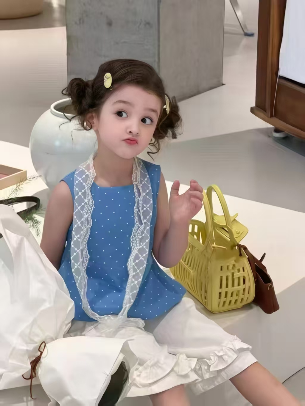 BYC04T065BL  多瑙河藍色波點造型背心