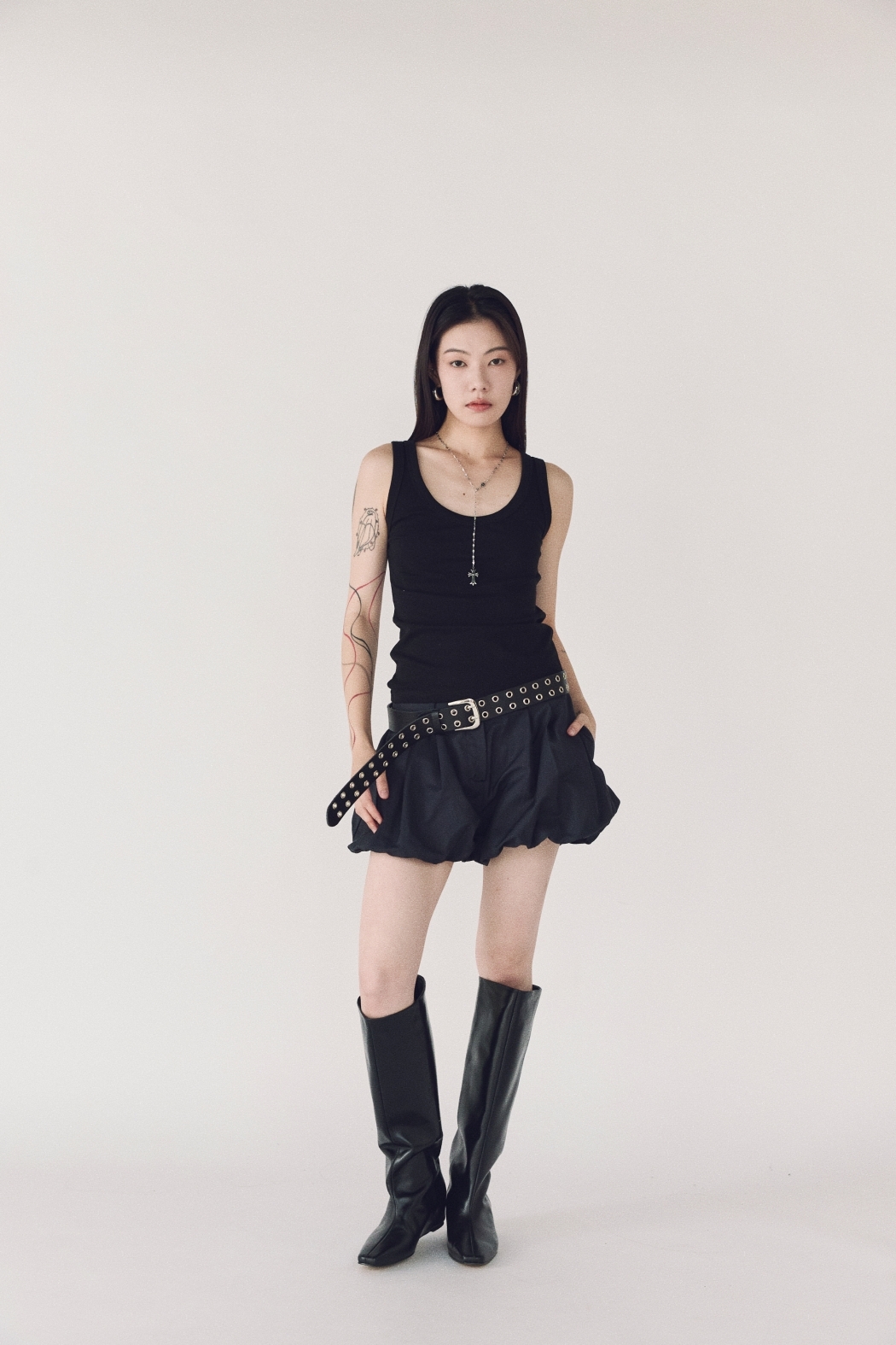 雙褶花苞西裝短褲