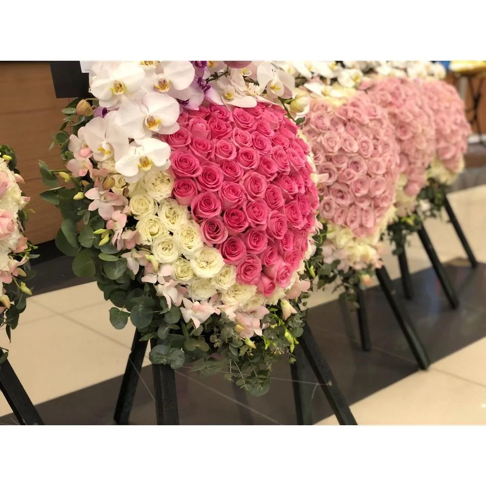 W - Condolences and Remembrance - In Memory of SYMH_28001